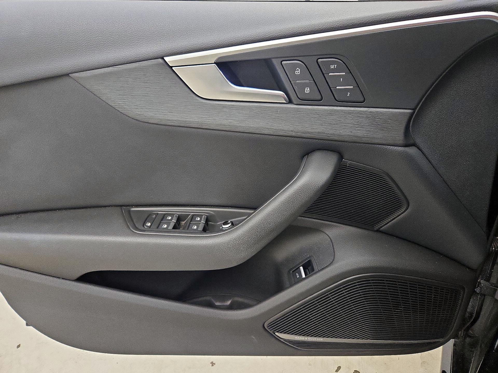 Thumbnail: 2017 Audi A4 - 12