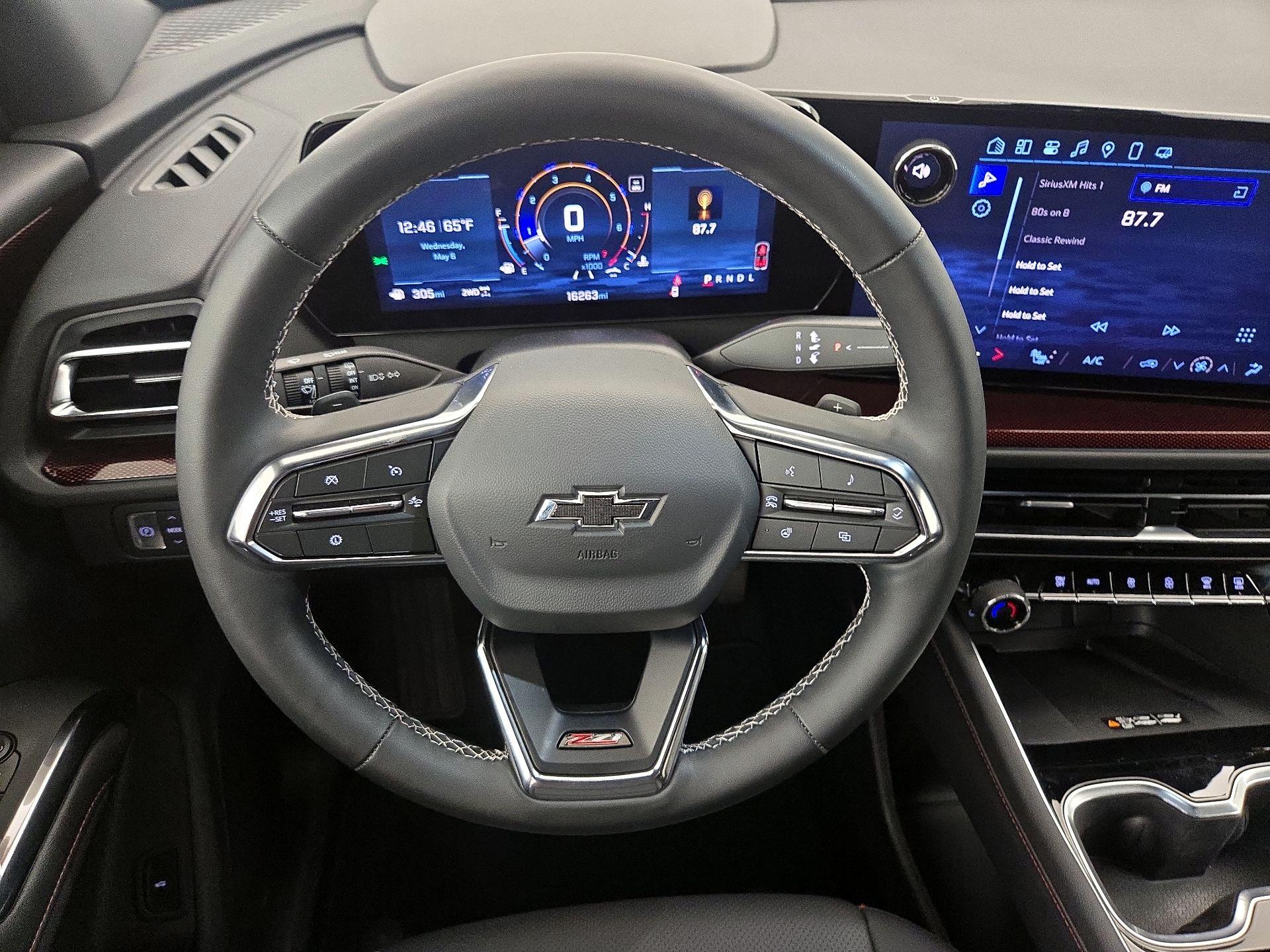 Thumbnail: 2025 Chevrolet Traverse - 10