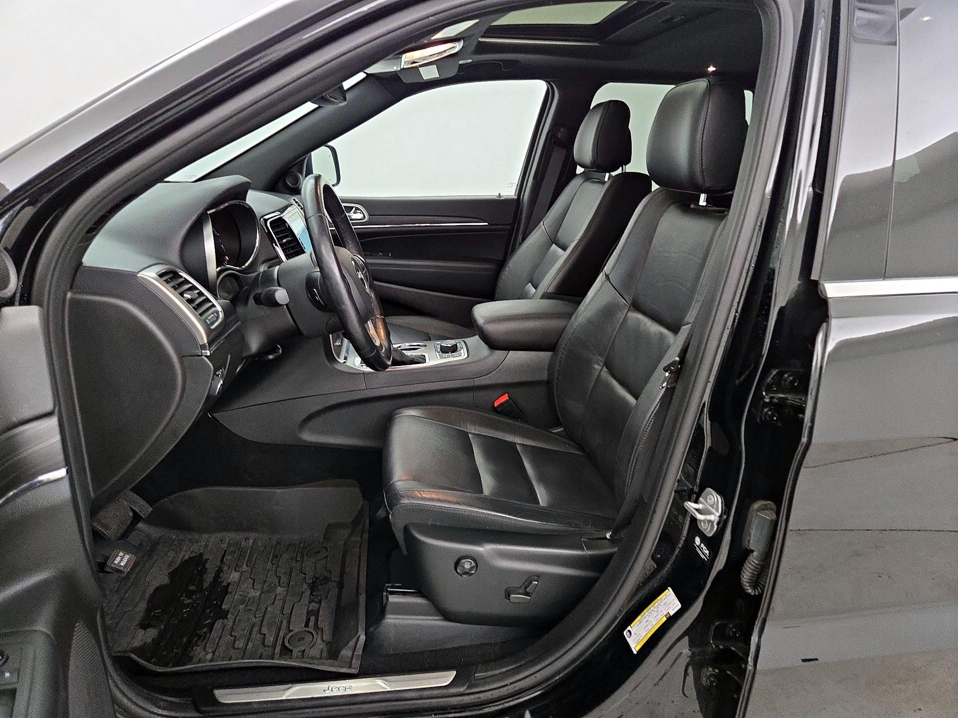 Thumbnail: 2021 Jeep Grand Cherokee - 11