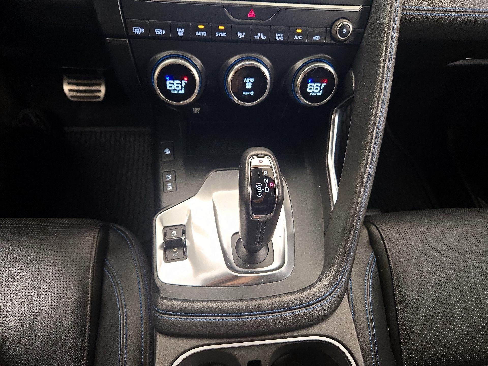 Thumbnail: 2020 Jaguar E-Pace - 16