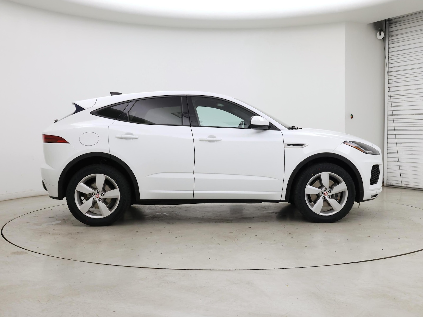 2020 Jaguar E-PACE R-Dynamic SE - Photo 8