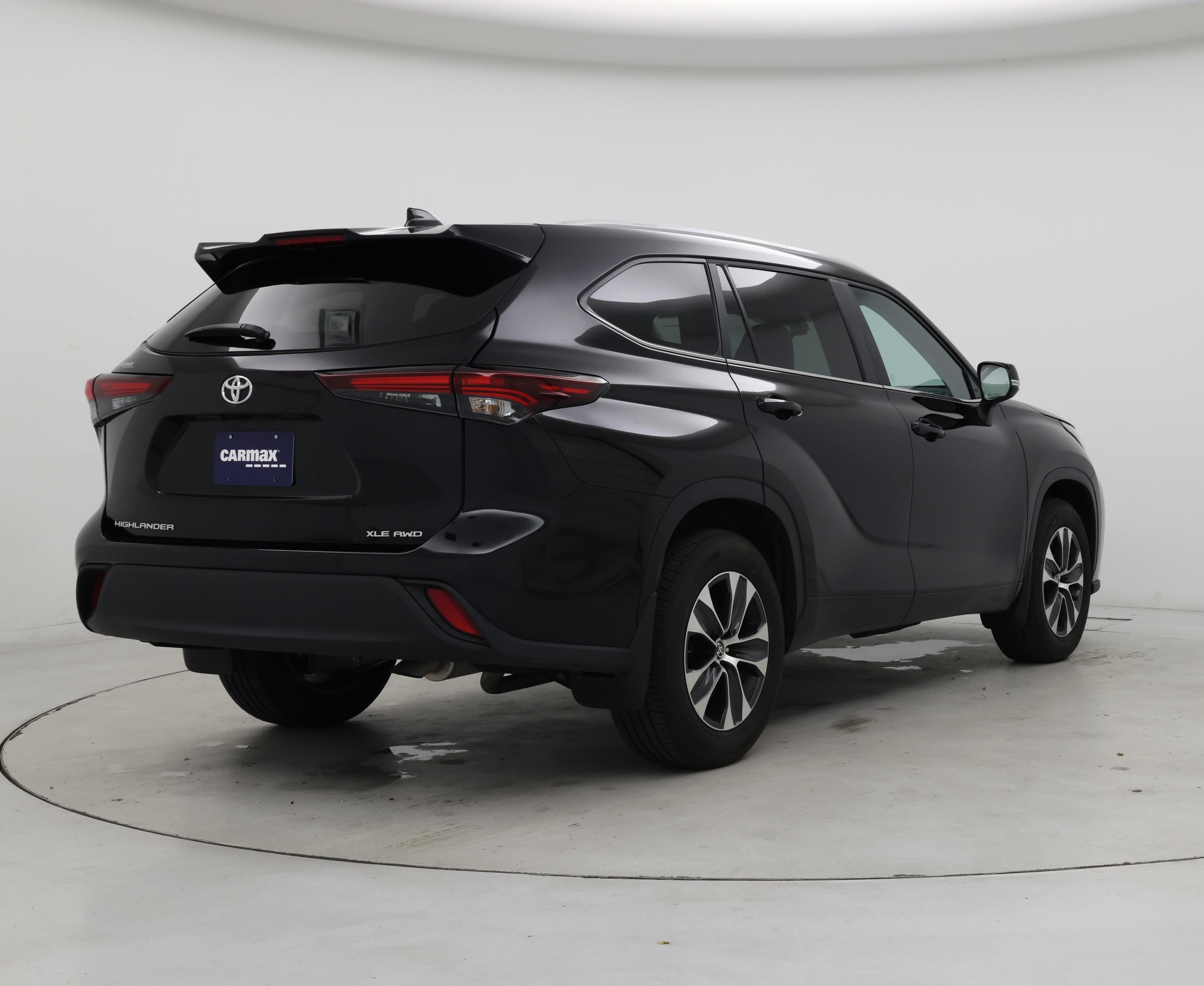 Thumbnail: 2026 Toyota Highlander - 8