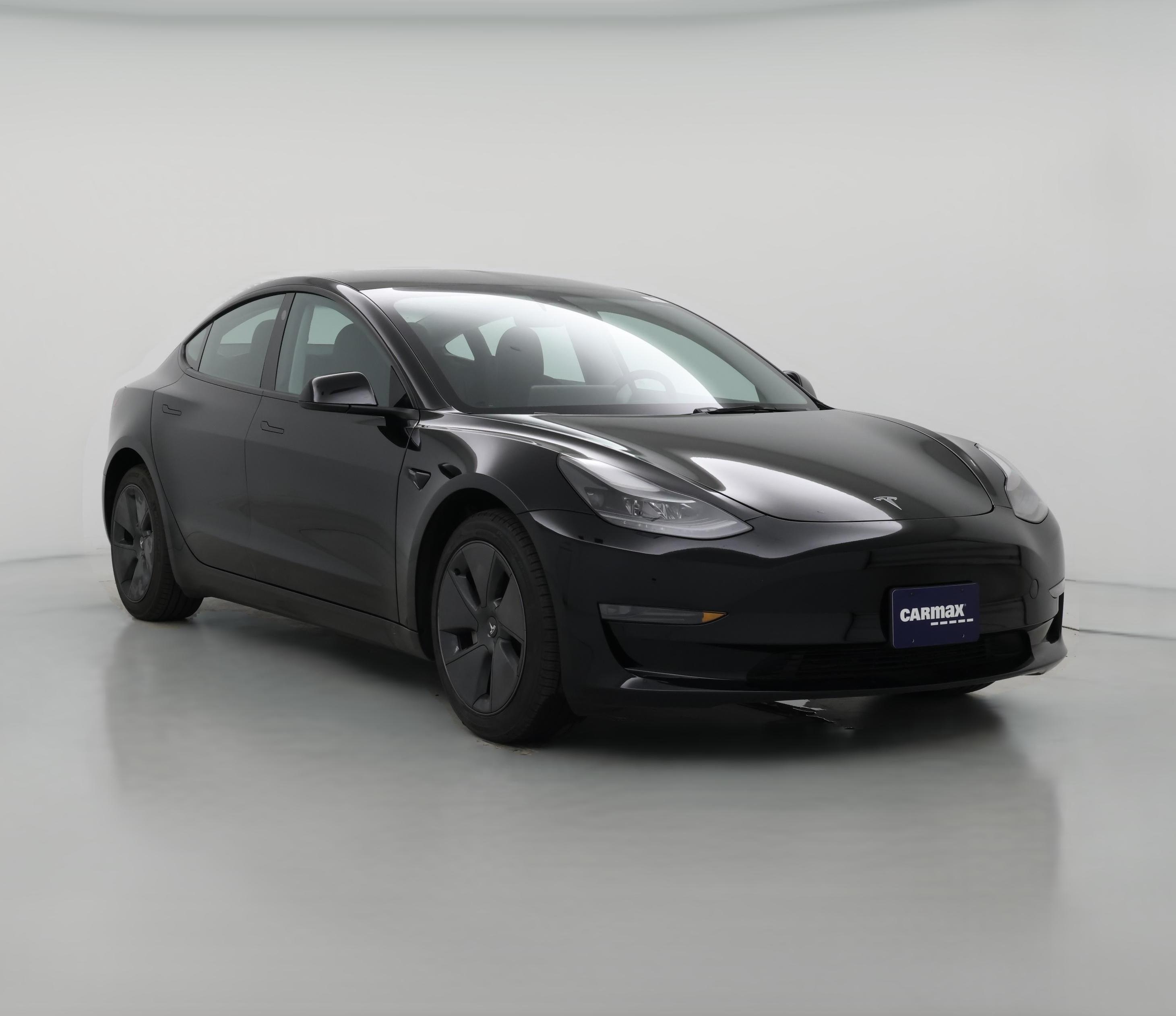Thumbnail: 2023 Tesla Model 3 - 1