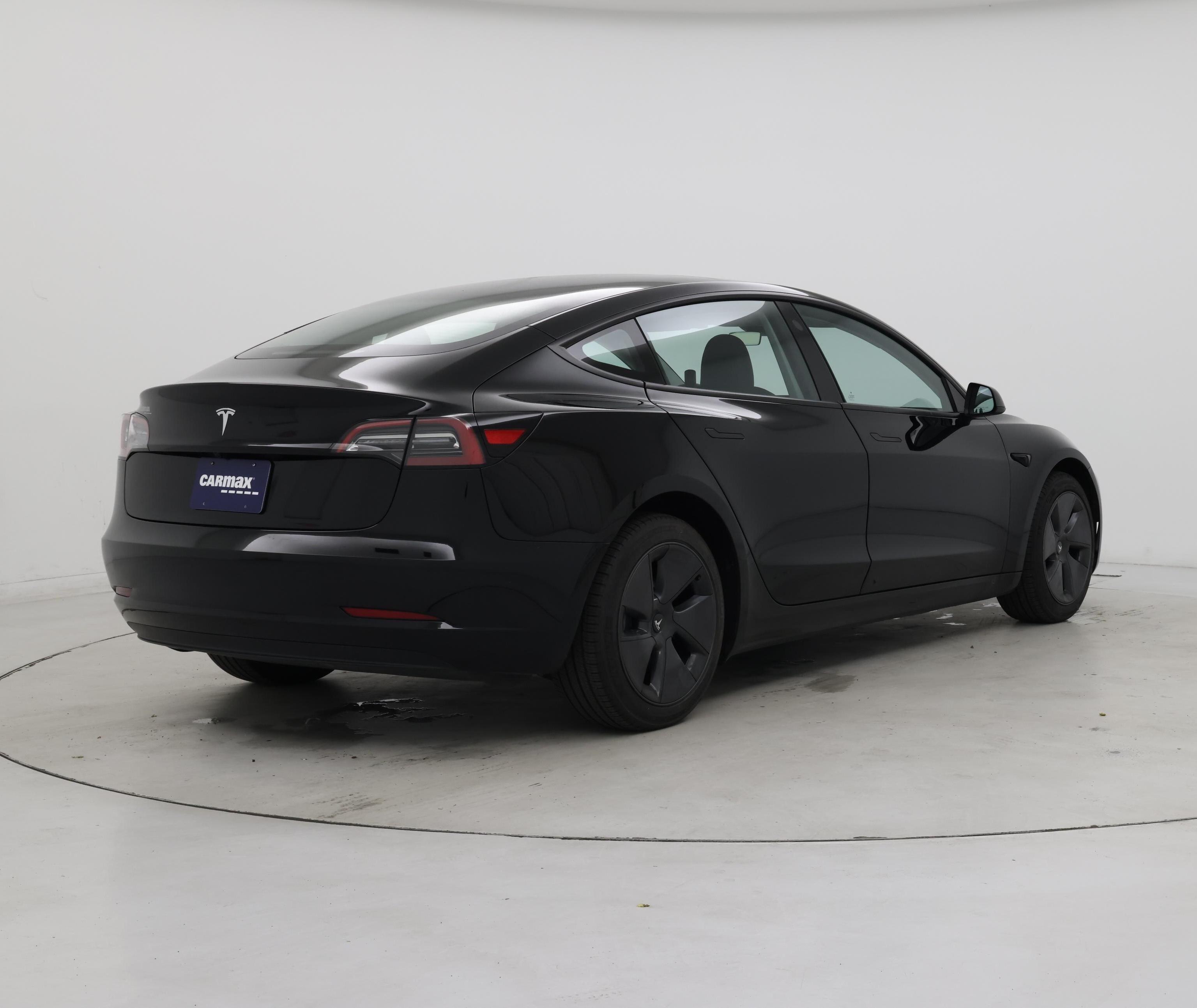 Thumbnail: 2023 Tesla Model 3 - 8