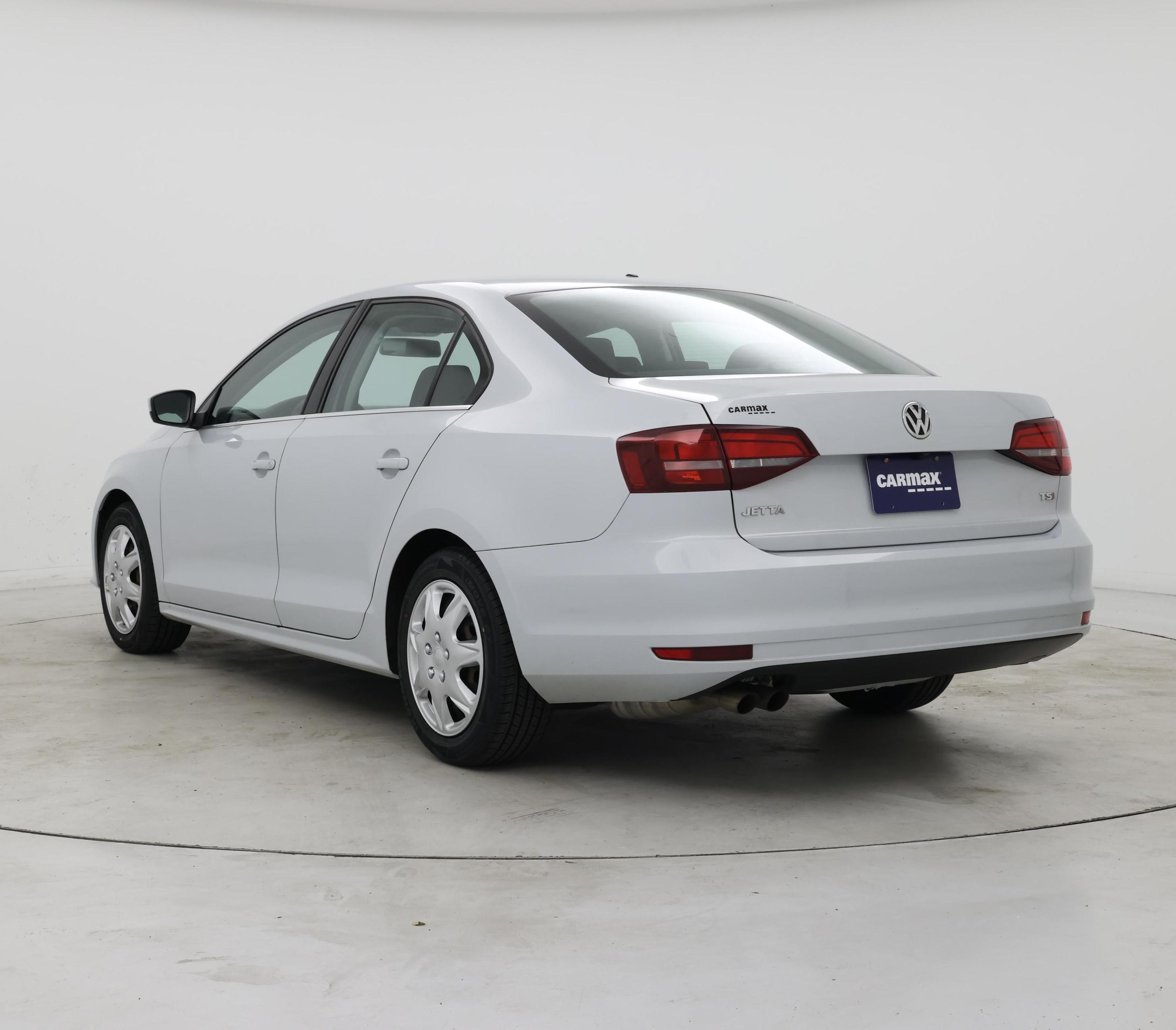 Thumbnail: 2017 Volkswagen Jetta - 2