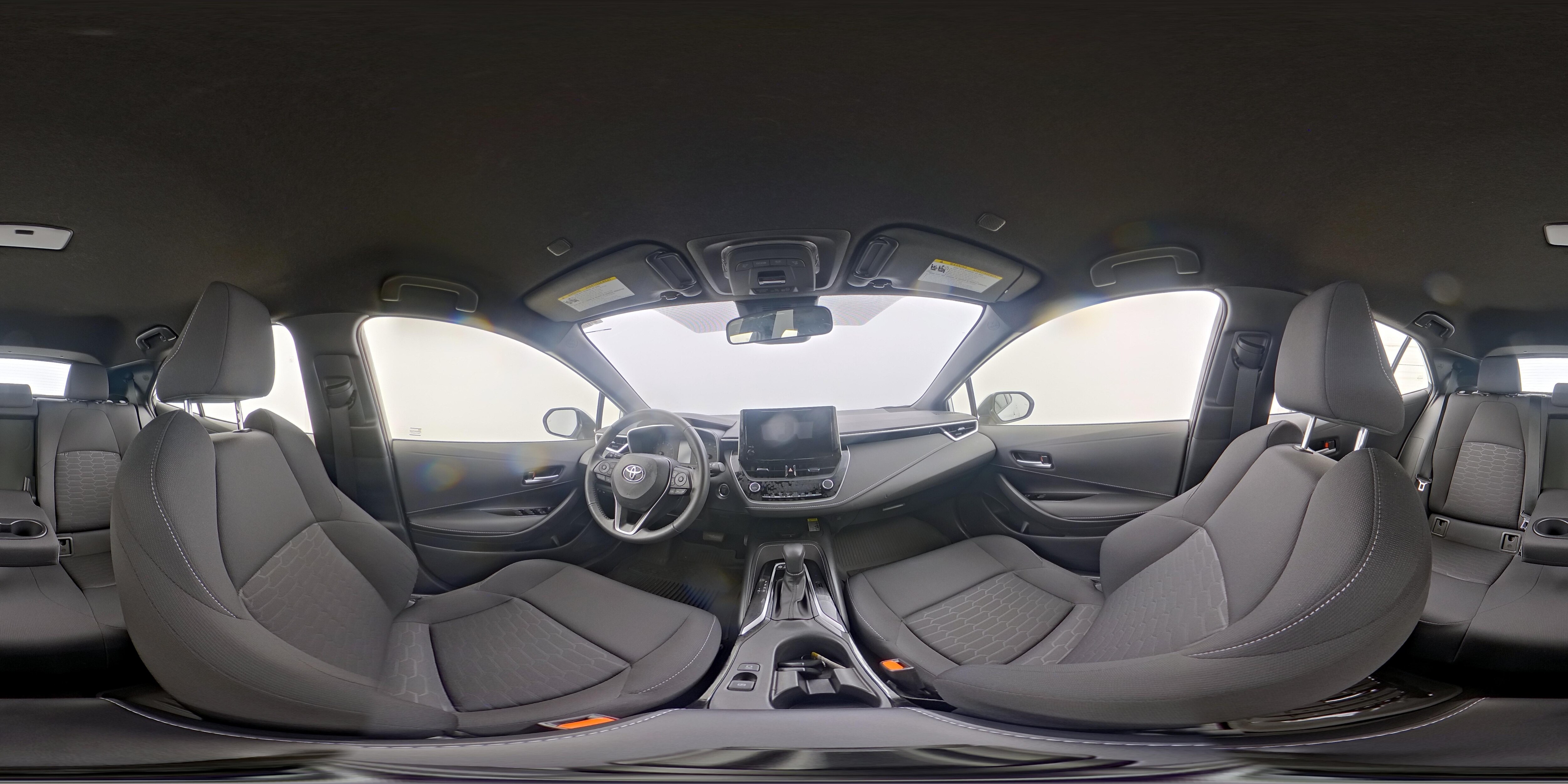 2024 Toyota Corolla Hatchback SE - Photo 24
