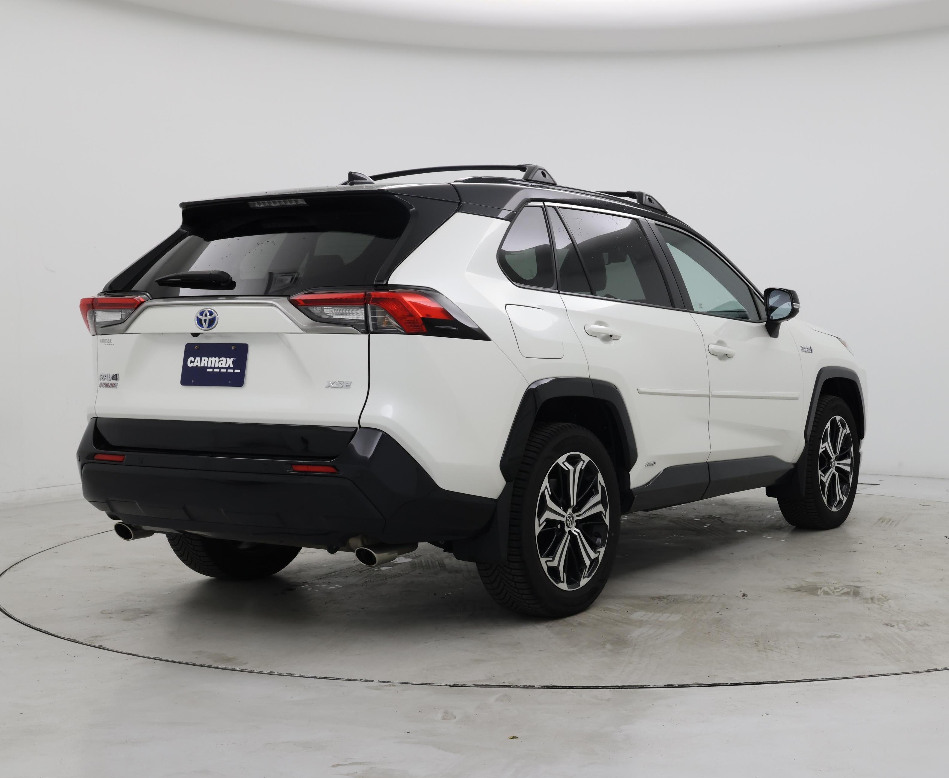 Thumbnail: 2022 Toyota RAV4 - 8