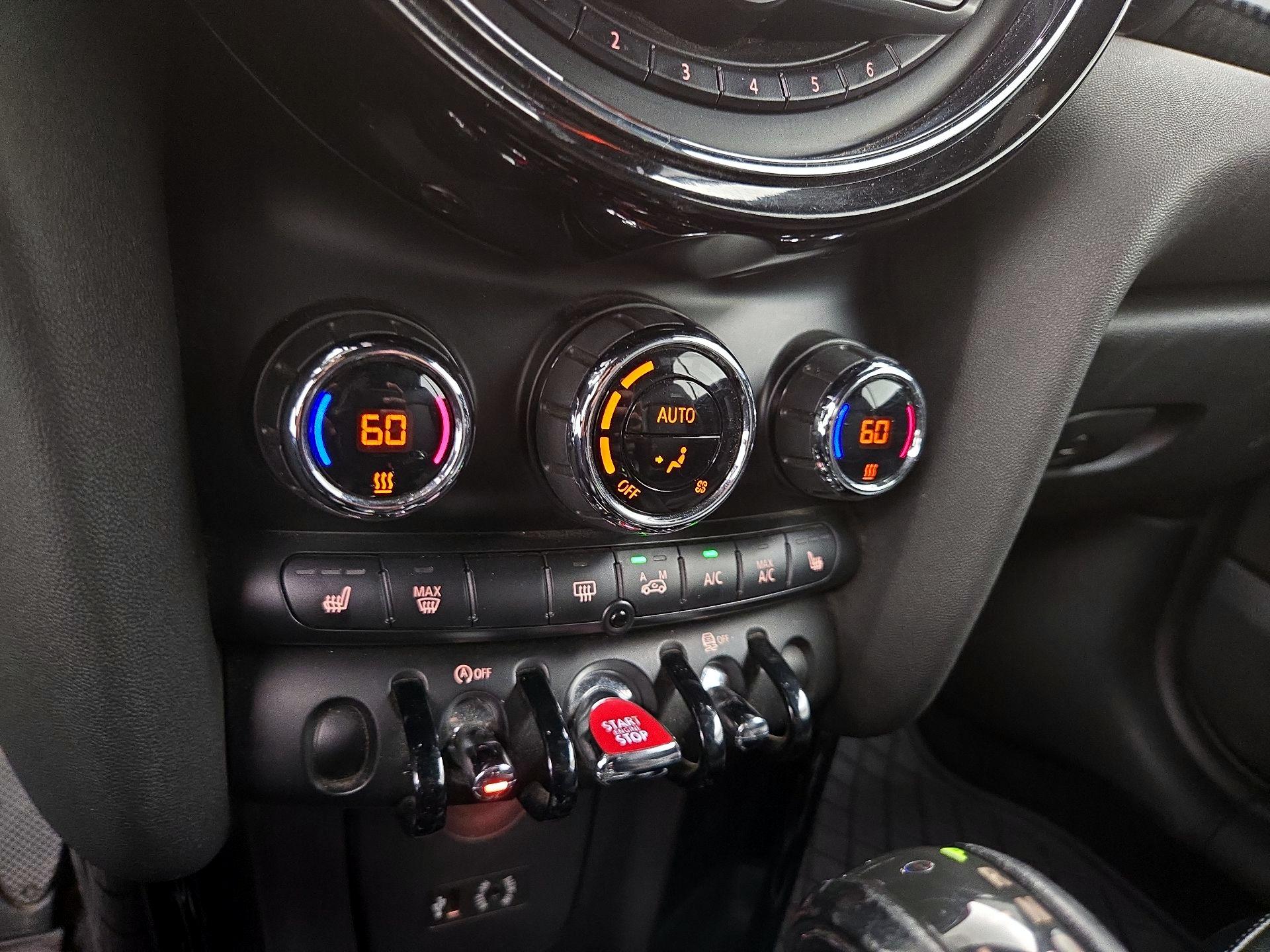 Thumbnail: 2017 MINI Cooper - 17