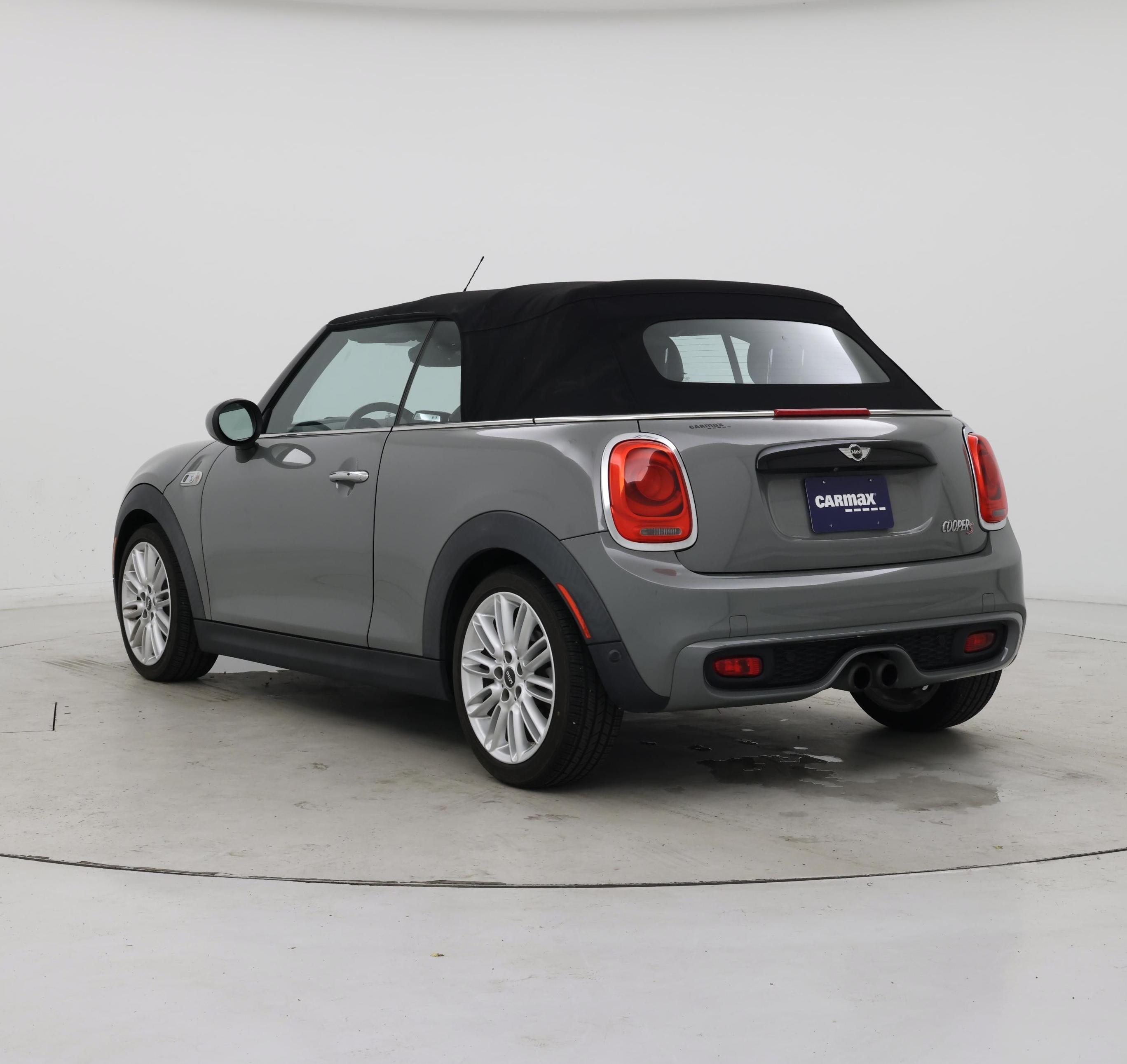 Thumbnail: 2017 MINI Cooper - 2
