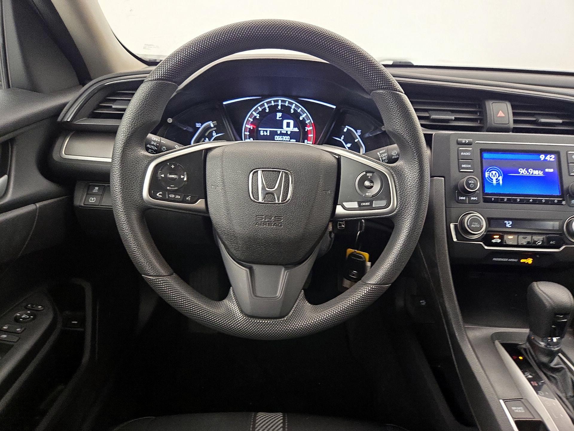 Thumbnail: 2016 Honda Civic - 10