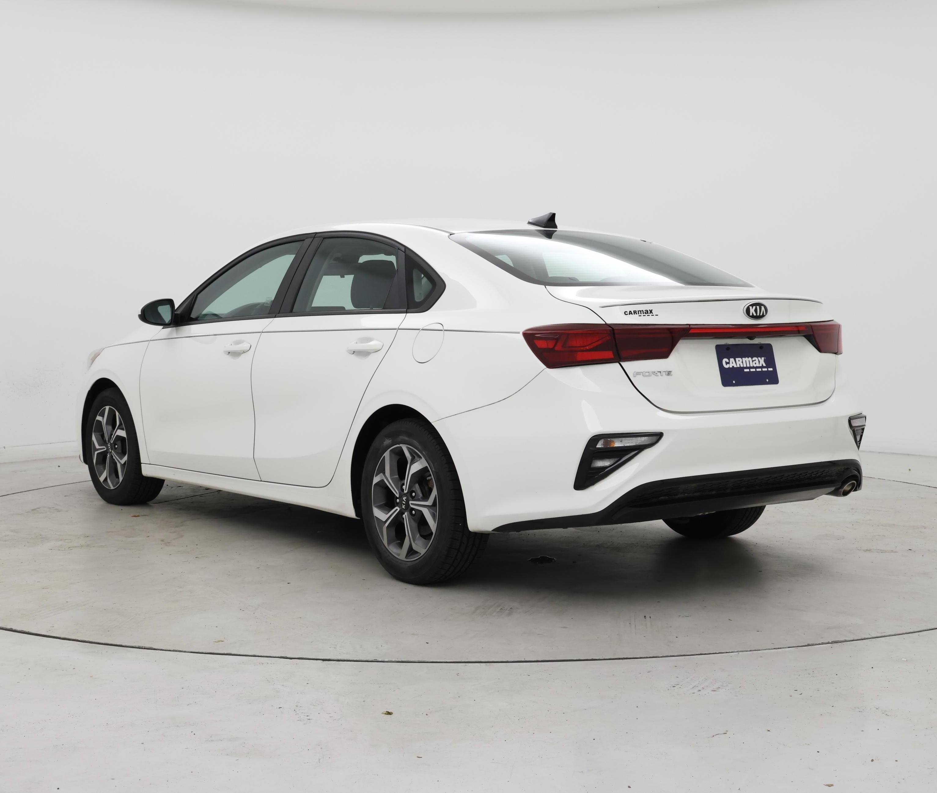 Thumbnail: 2019 Kia Forte - 2