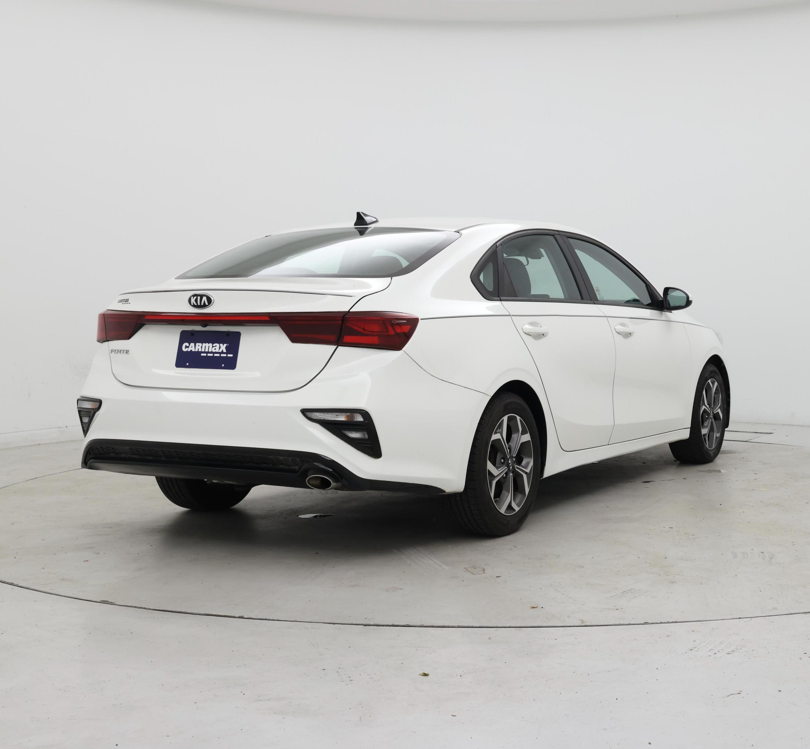 Thumbnail: 2019 Kia Forte - 8