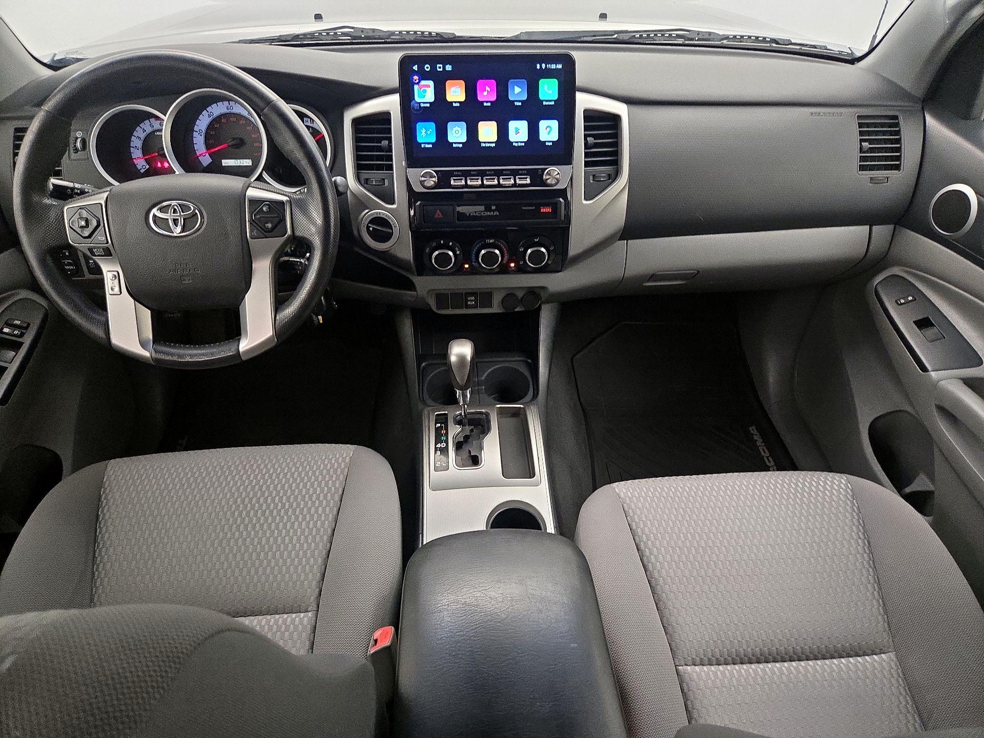 Thumbnail: 2015 Toyota Tacoma - 9