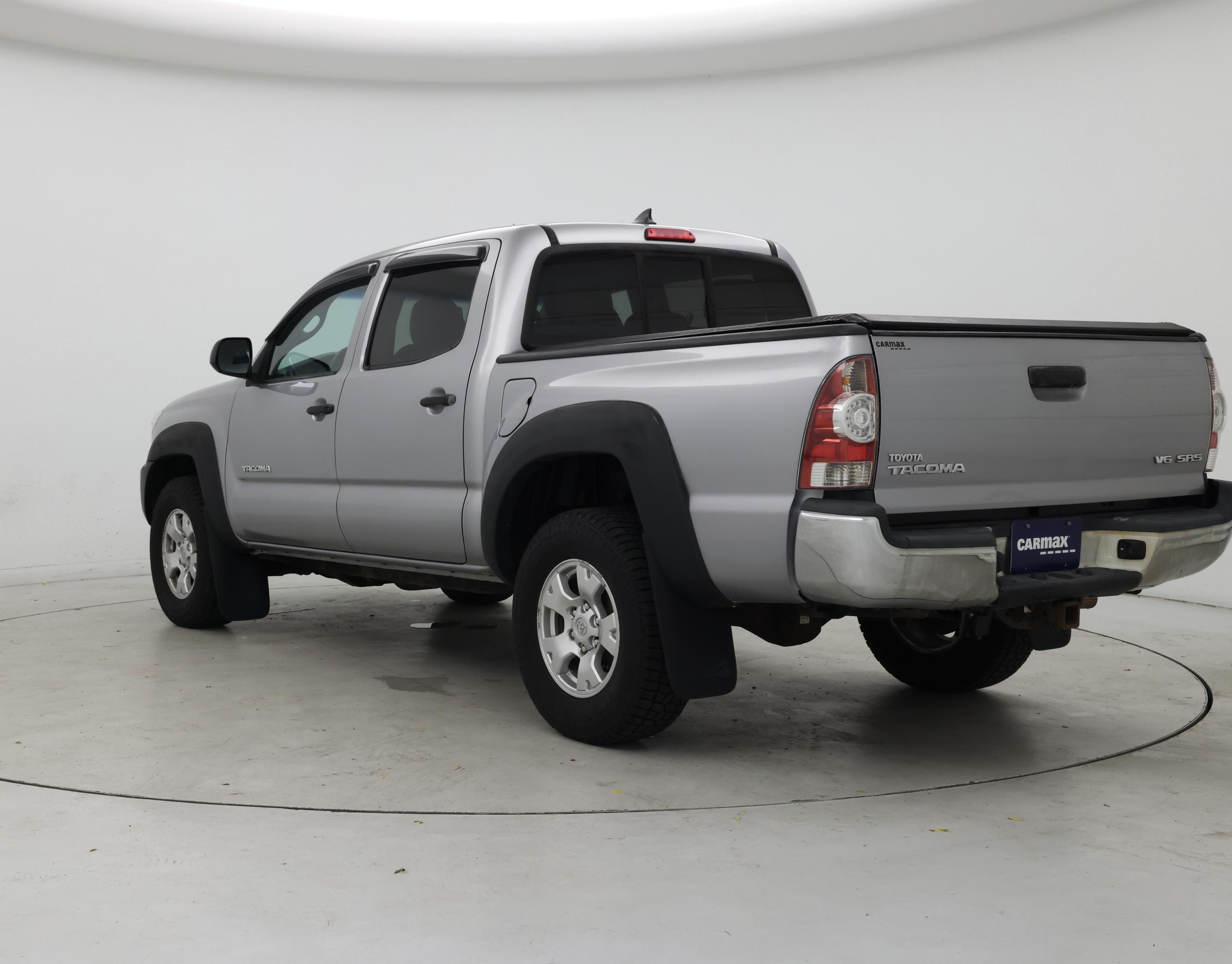 Thumbnail: 2015 Toyota Tacoma - 2