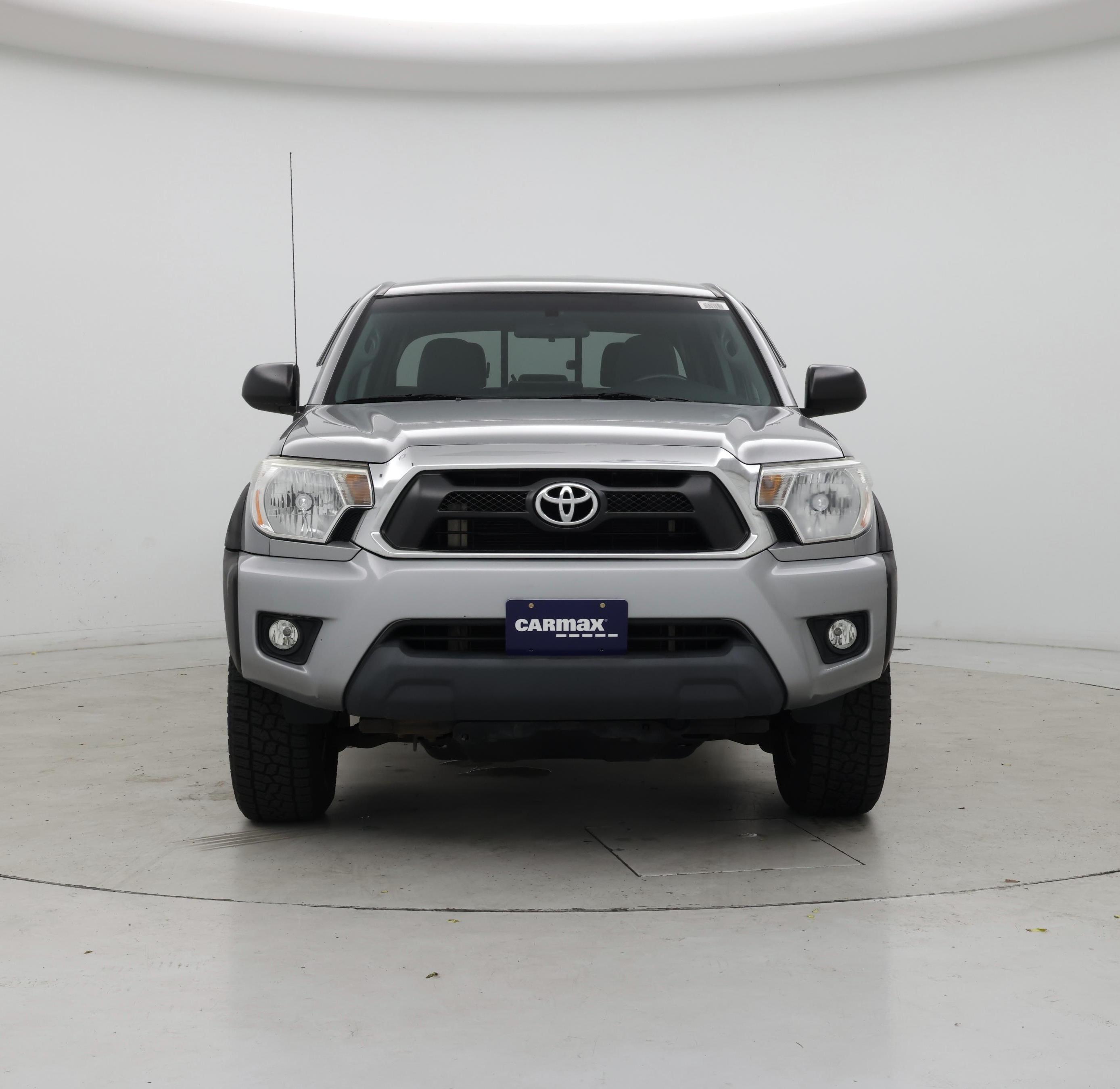 Thumbnail: 2015 Toyota Tacoma - 5