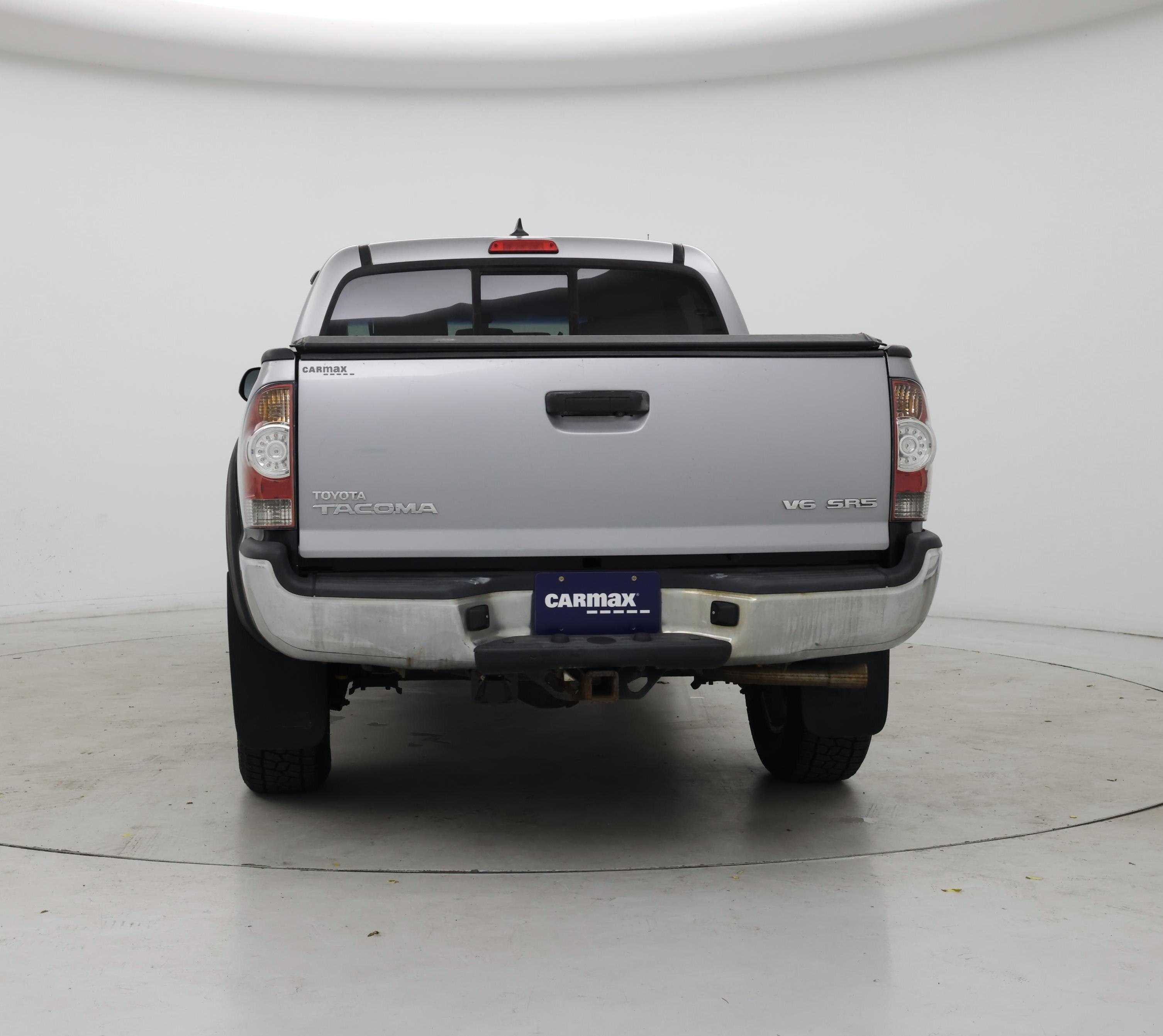 Thumbnail: 2015 Toyota Tacoma - 6