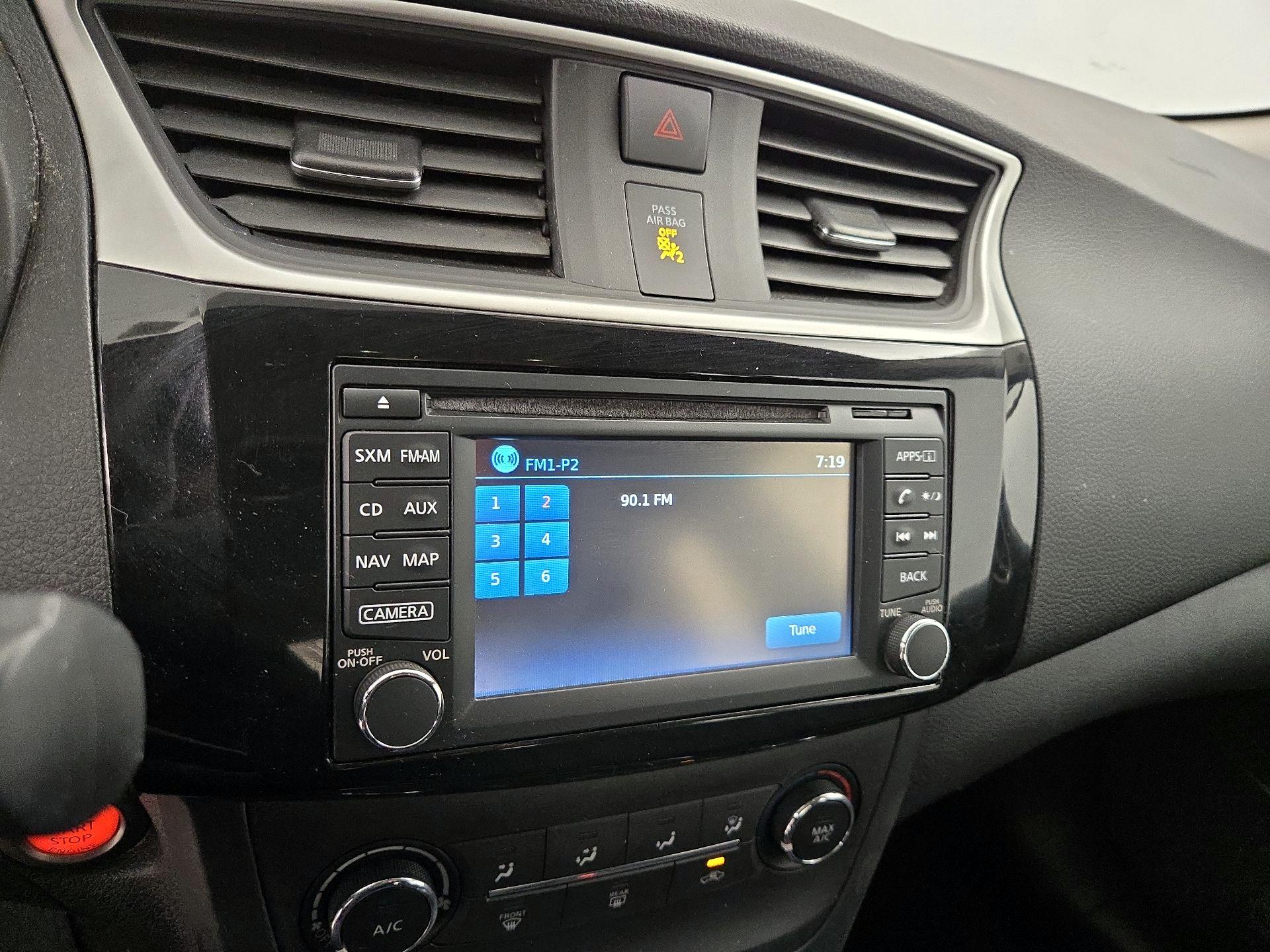 Thumbnail: 2016 Nissan Sentra - 16
