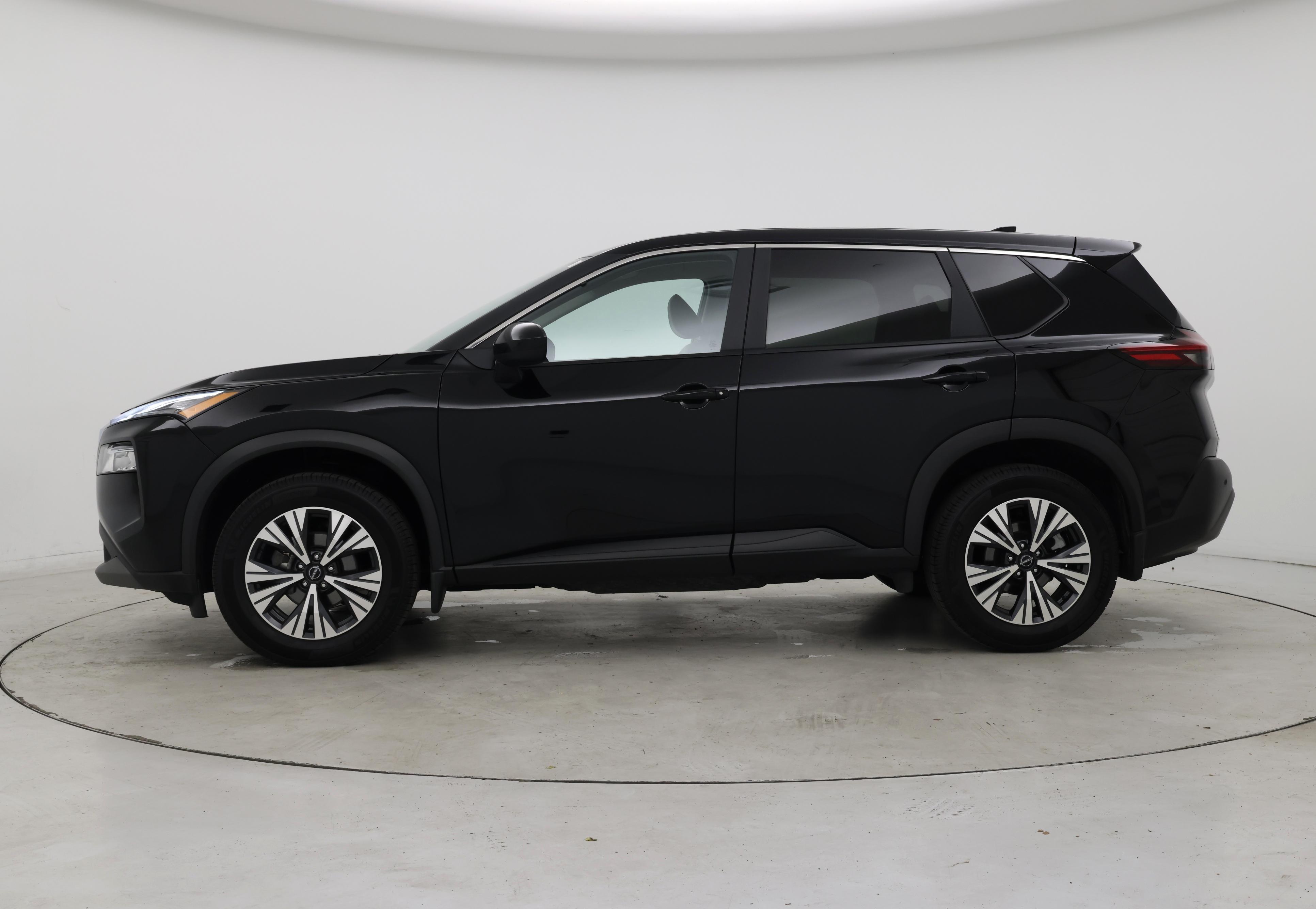 Thumbnail: 2023 Nissan Rogue - 3