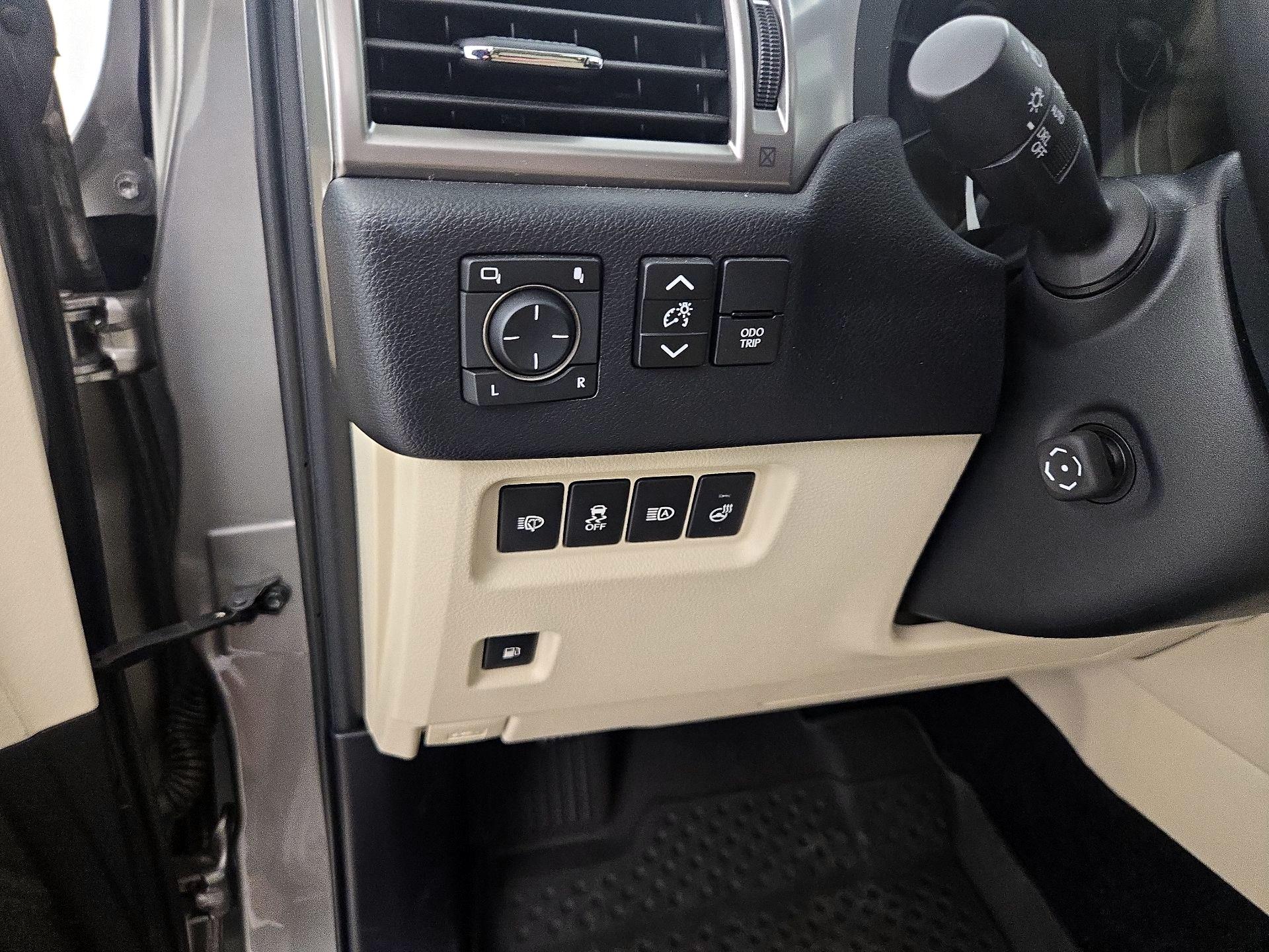 Thumbnail: 2022 Lexus GX - 13