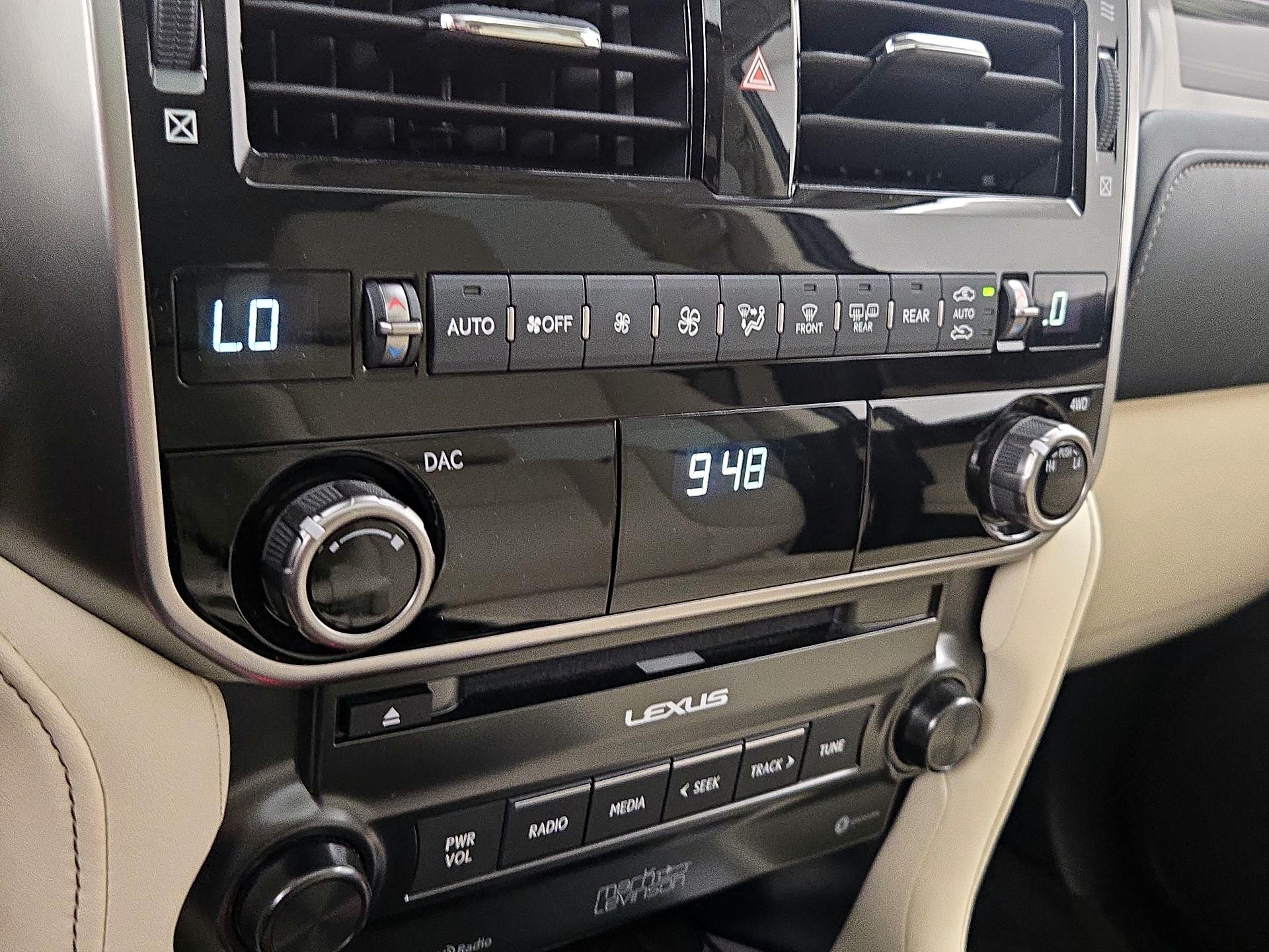 Thumbnail: 2022 Lexus GX - 17