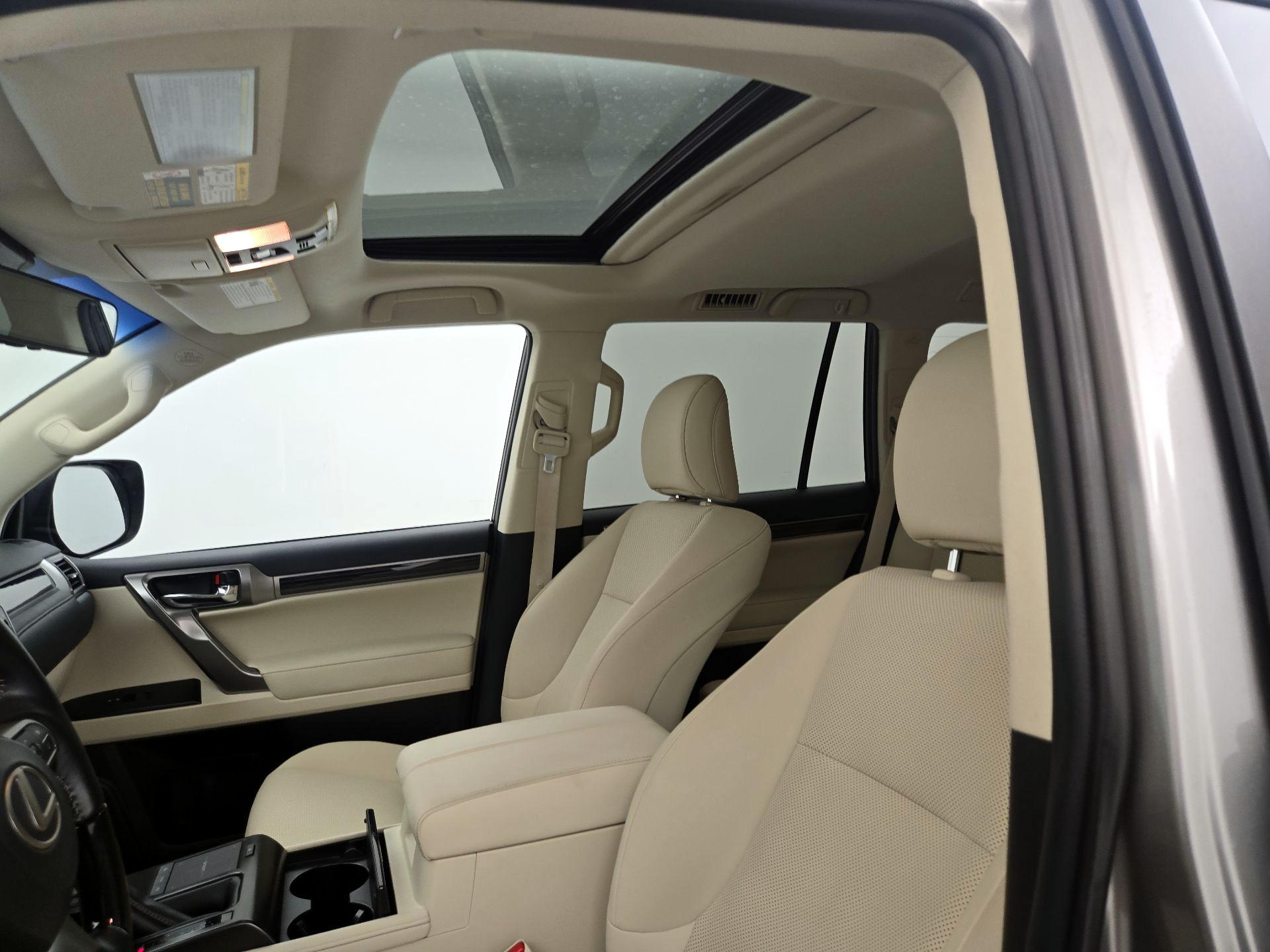 Thumbnail: 2022 Lexus GX - 20