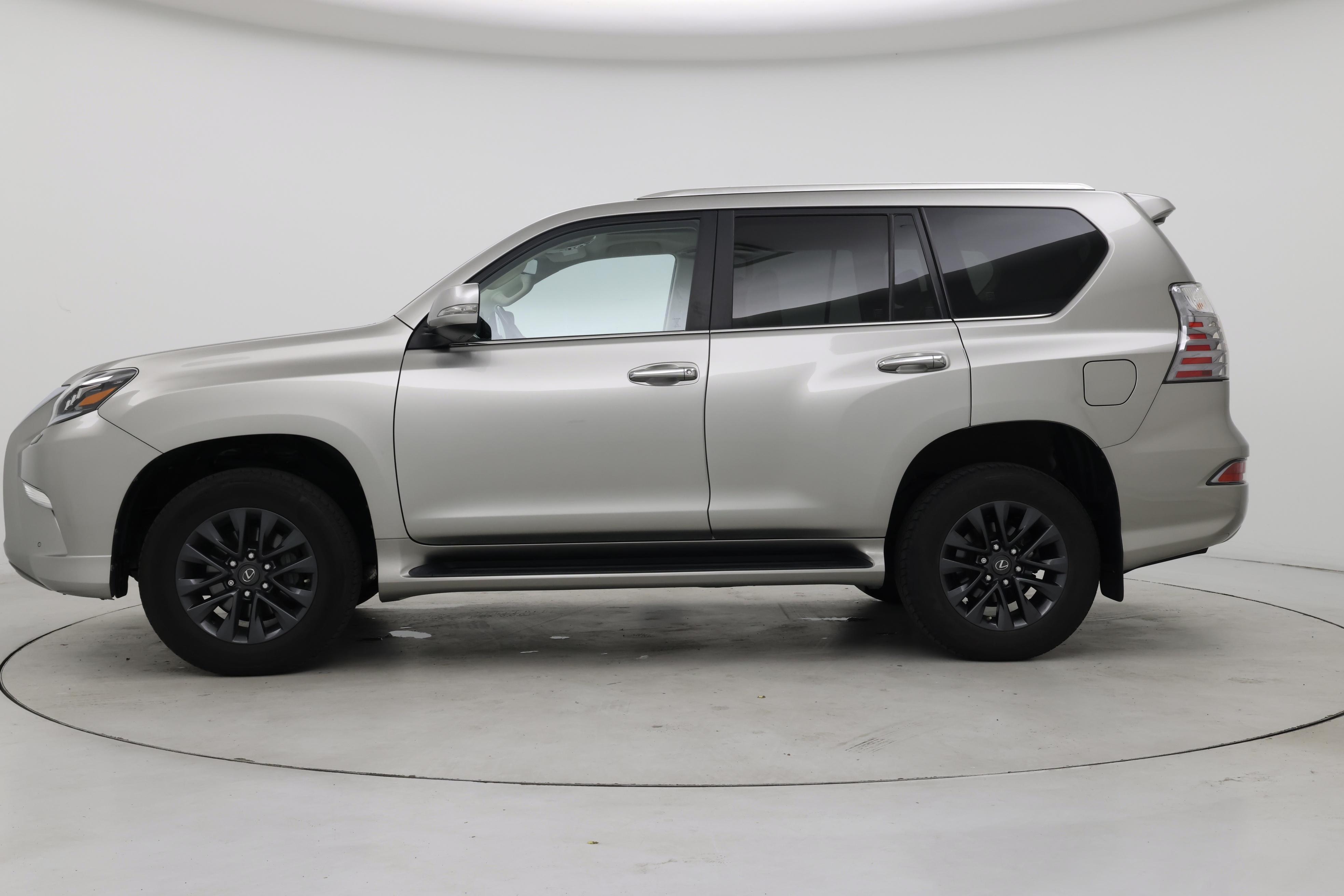 Thumbnail: 2022 Lexus GX - 3