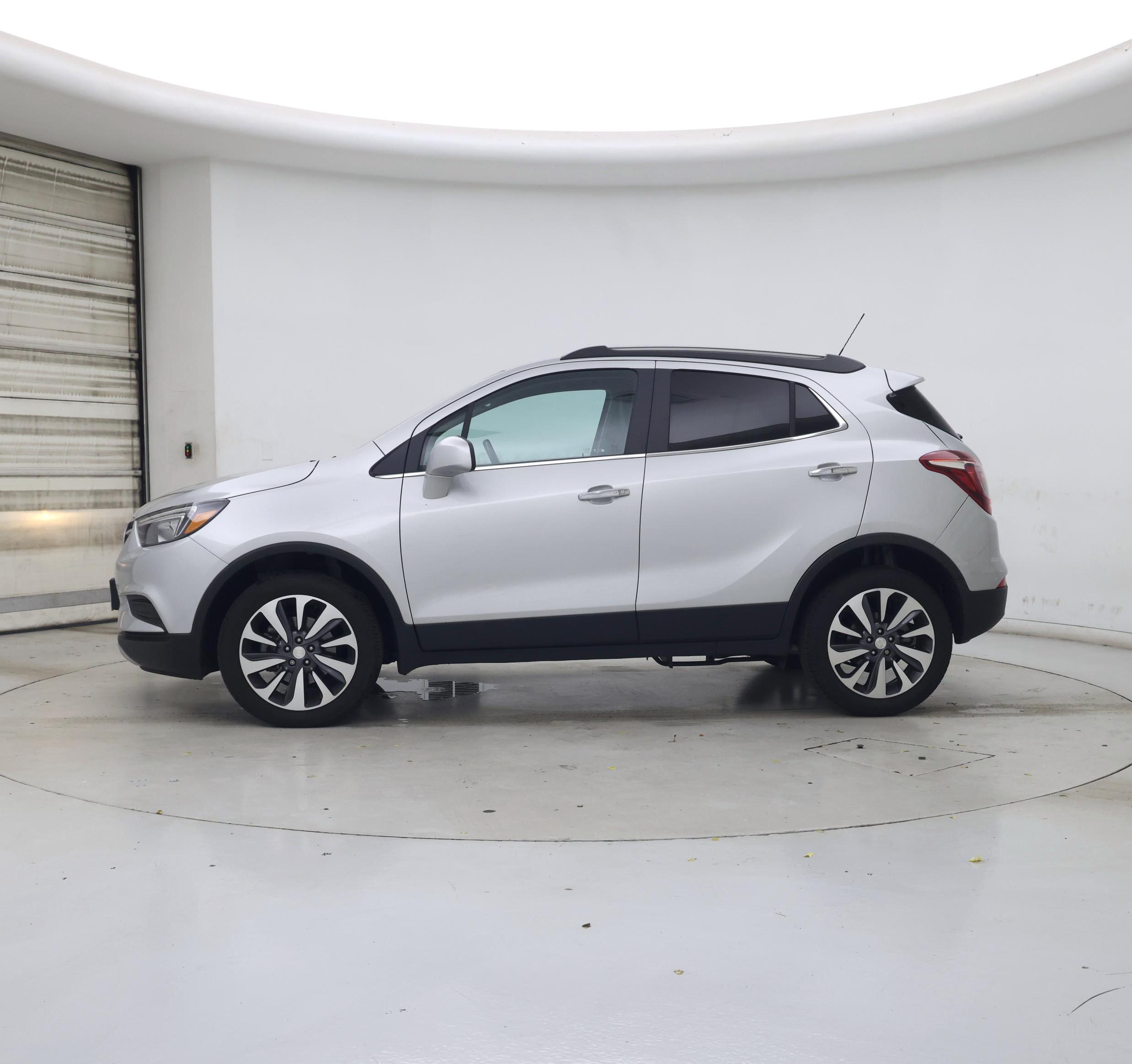Thumbnail: 2022 Buick Encore - 3