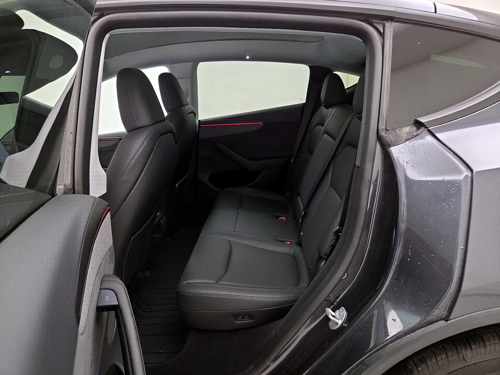 Thumbnail: 2026 Tesla Model Y - 19
