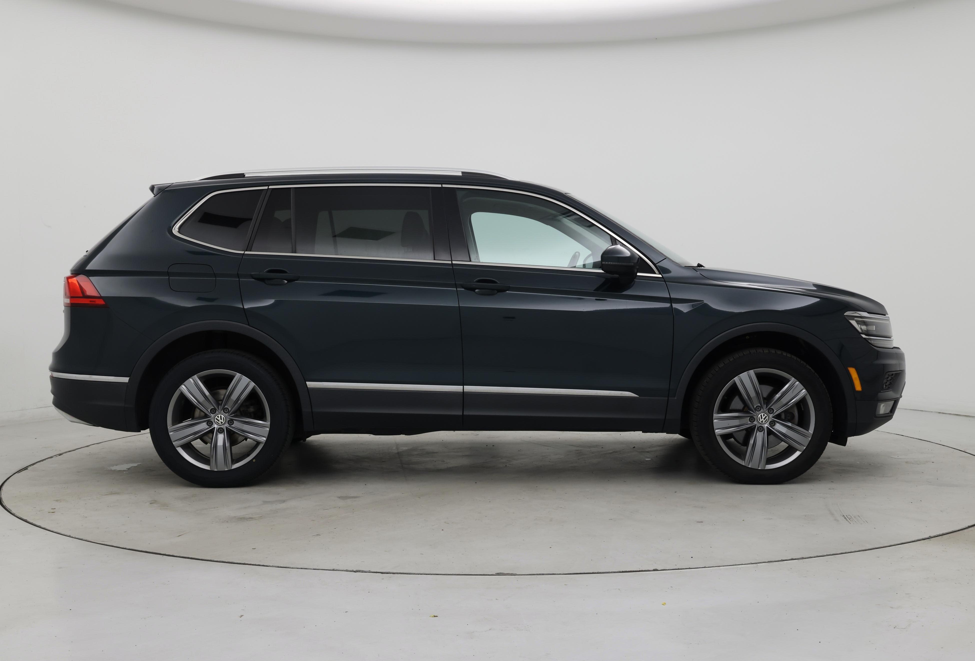 Thumbnail: 2019 Volkswagen Tiguan - 7