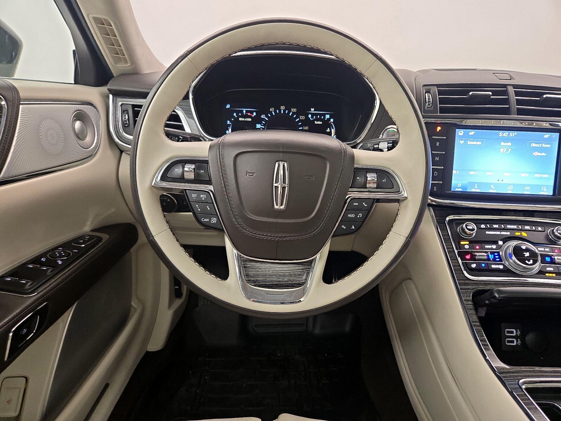 Thumbnail: 2020 Lincoln Continental - 10