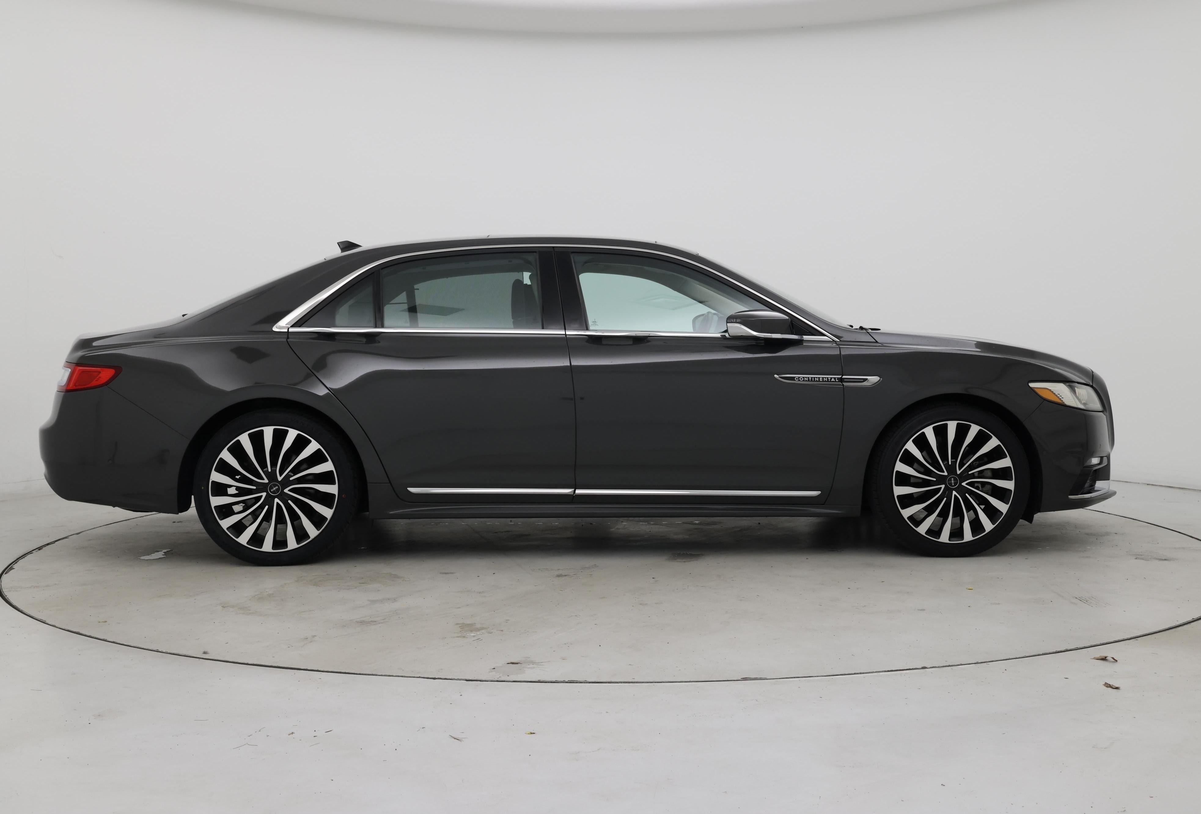 Thumbnail: 2020 Lincoln Continental - 7