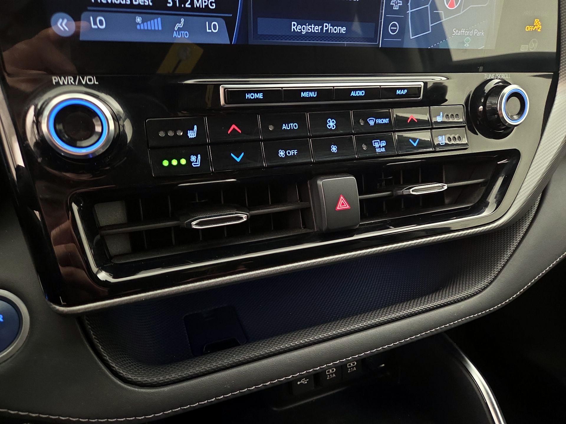 Thumbnail: 2021 Toyota Highlander - 16