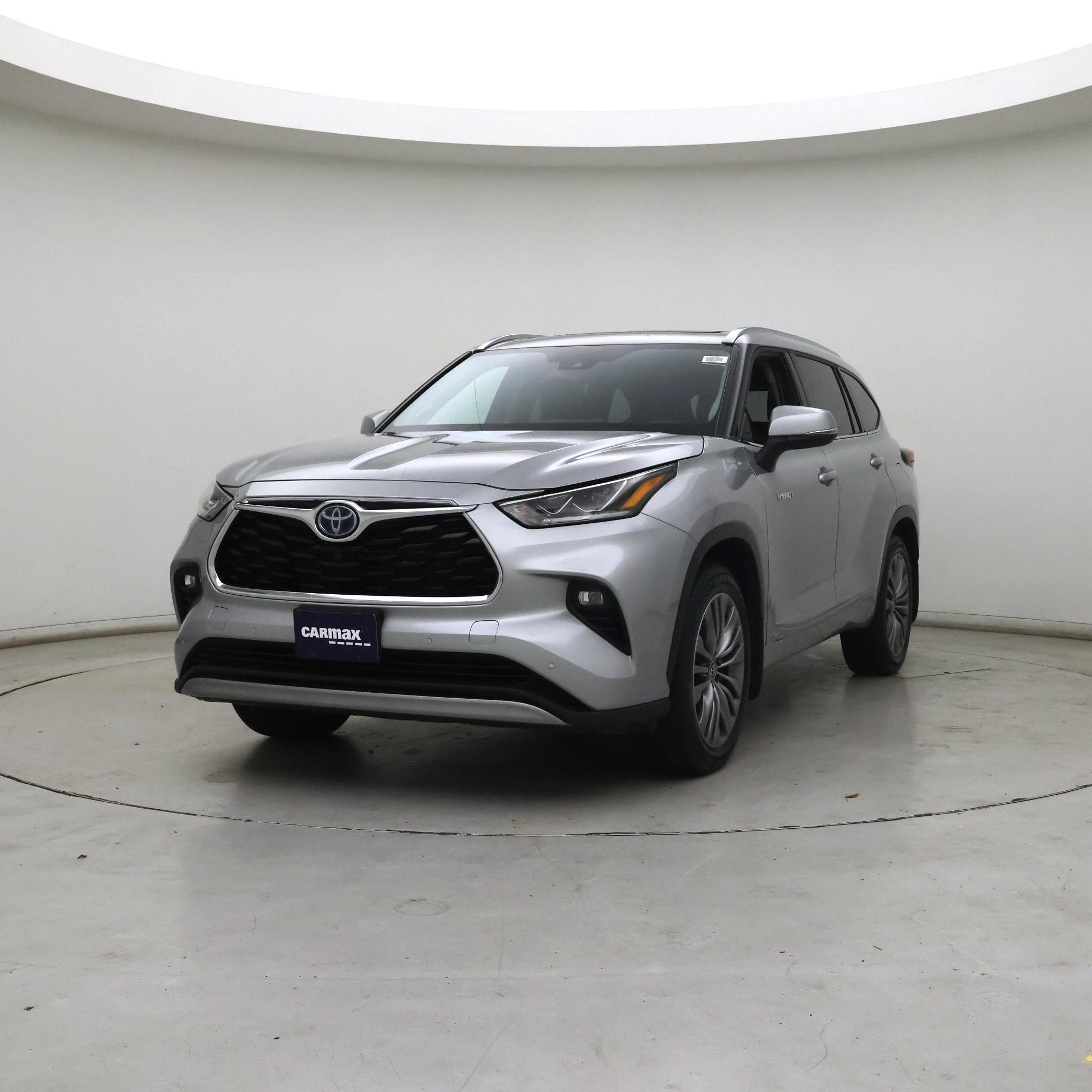 Thumbnail: 2021 Toyota Highlander - 4