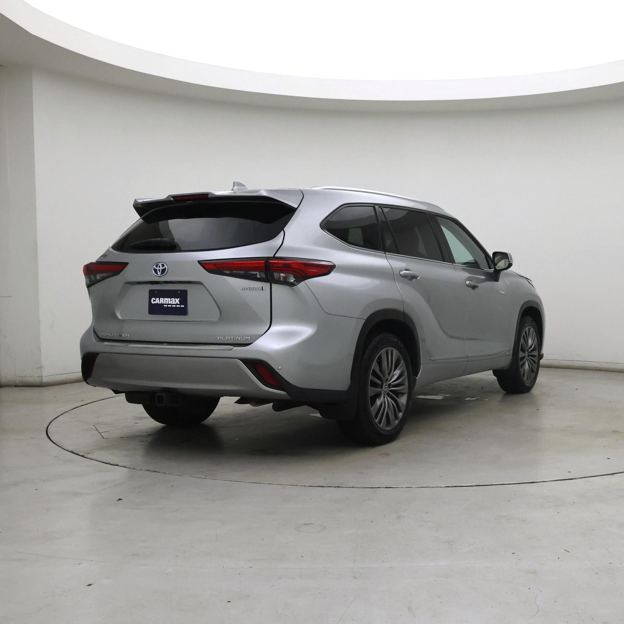 Thumbnail: 2021 Toyota Highlander - 8