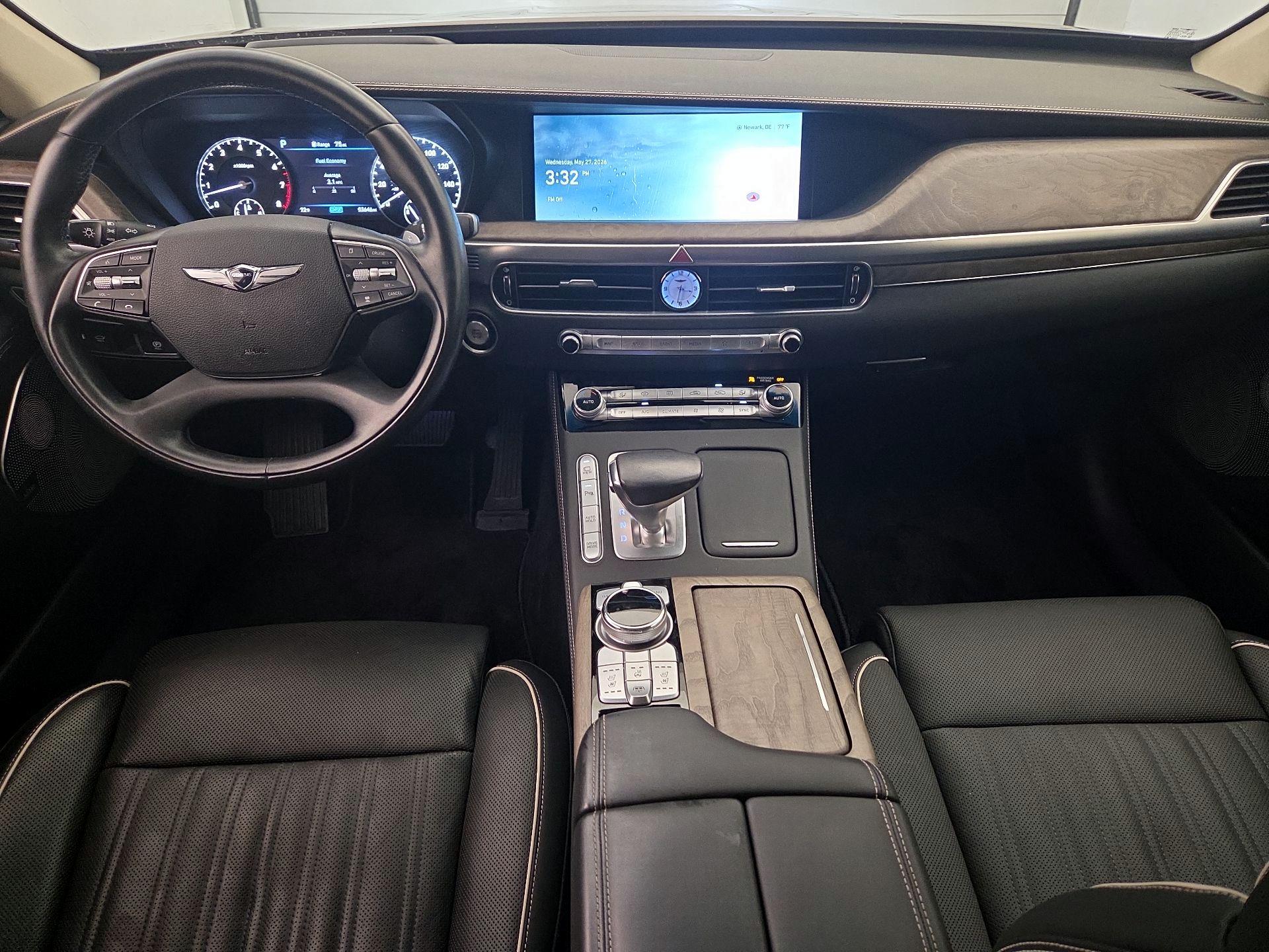 Thumbnail: 2021 Genesis G90 - 9