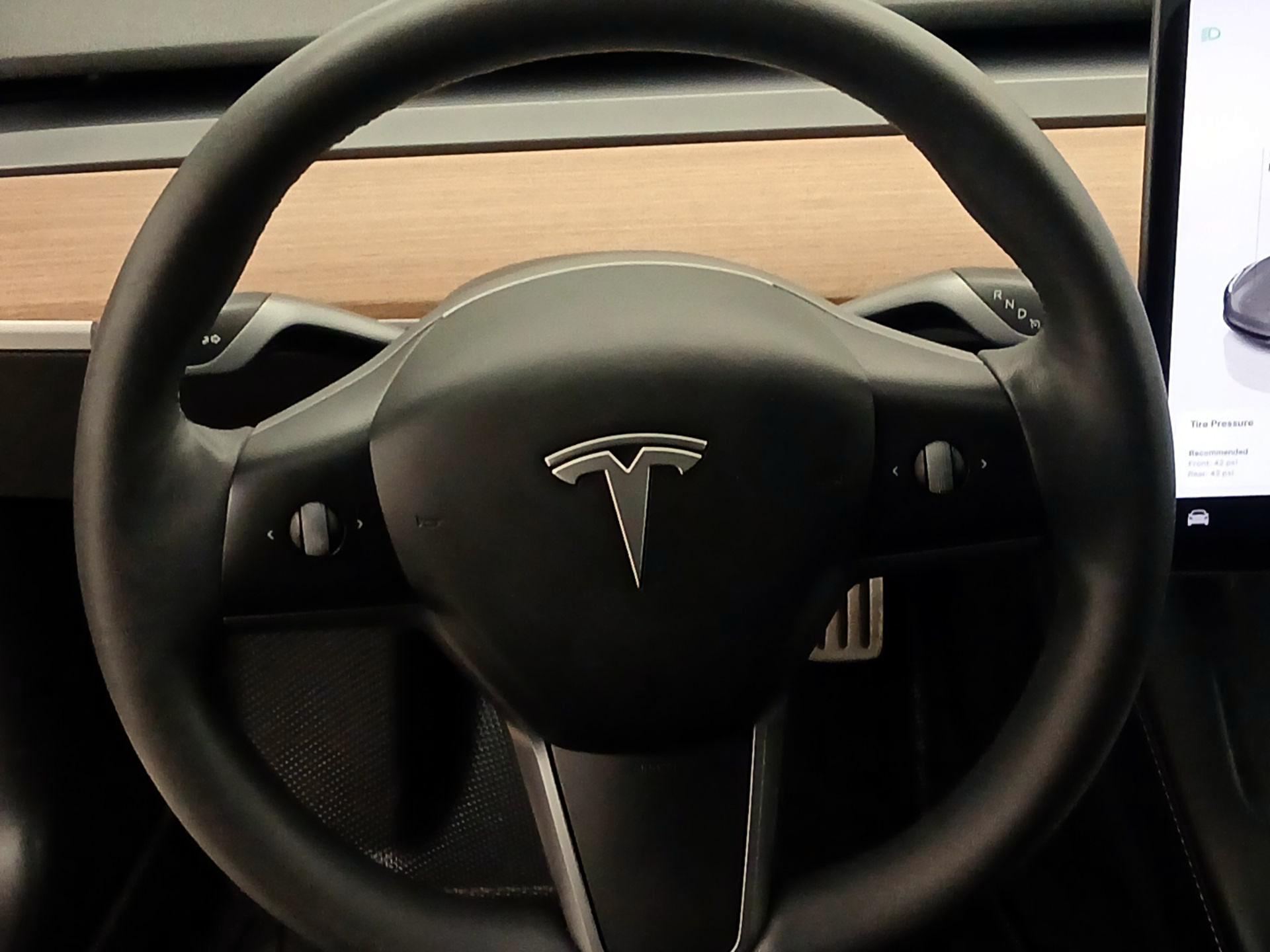 Thumbnail: 2022 Tesla Model 3 - 10
