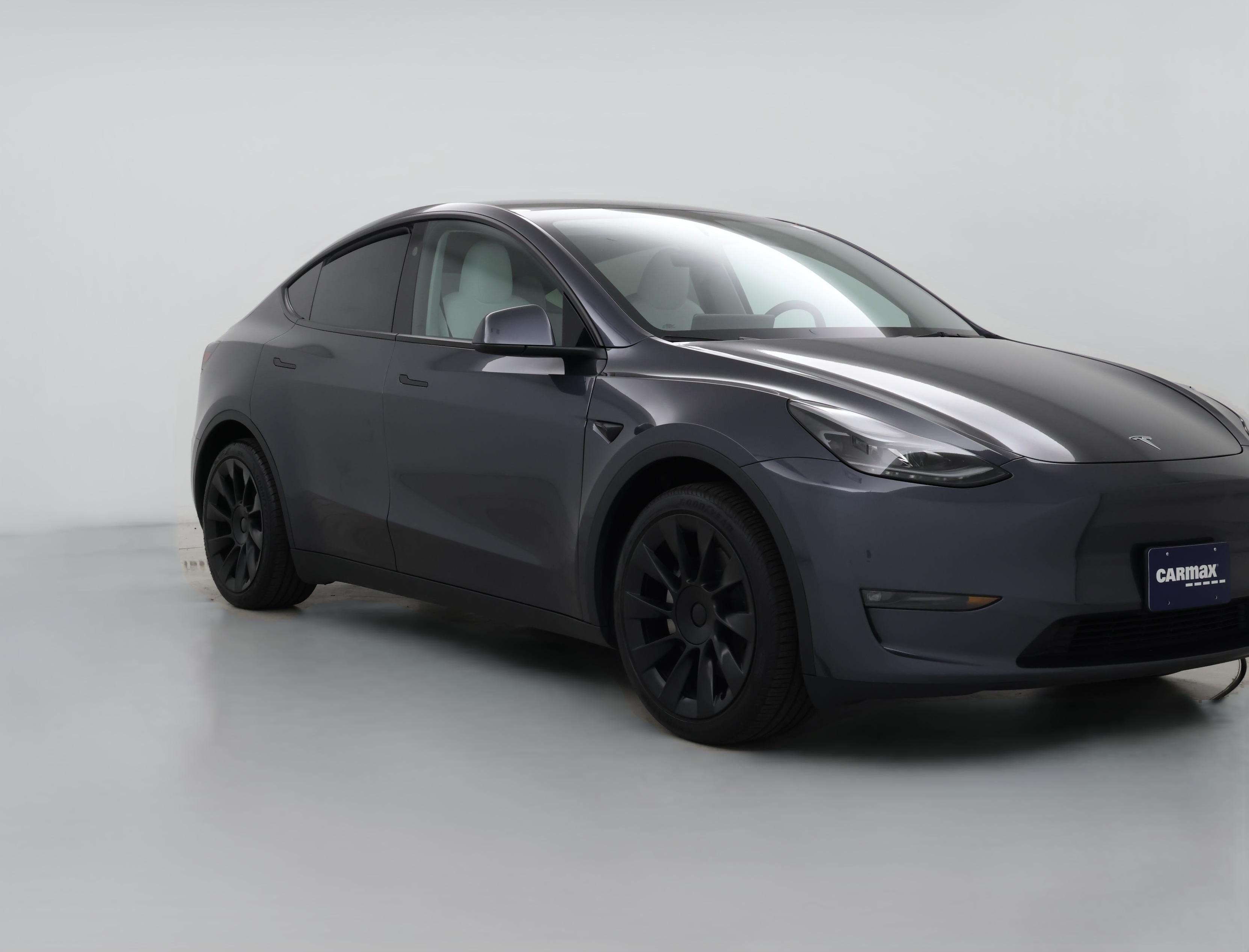 Thumbnail: 2023 Tesla Model Y - 1