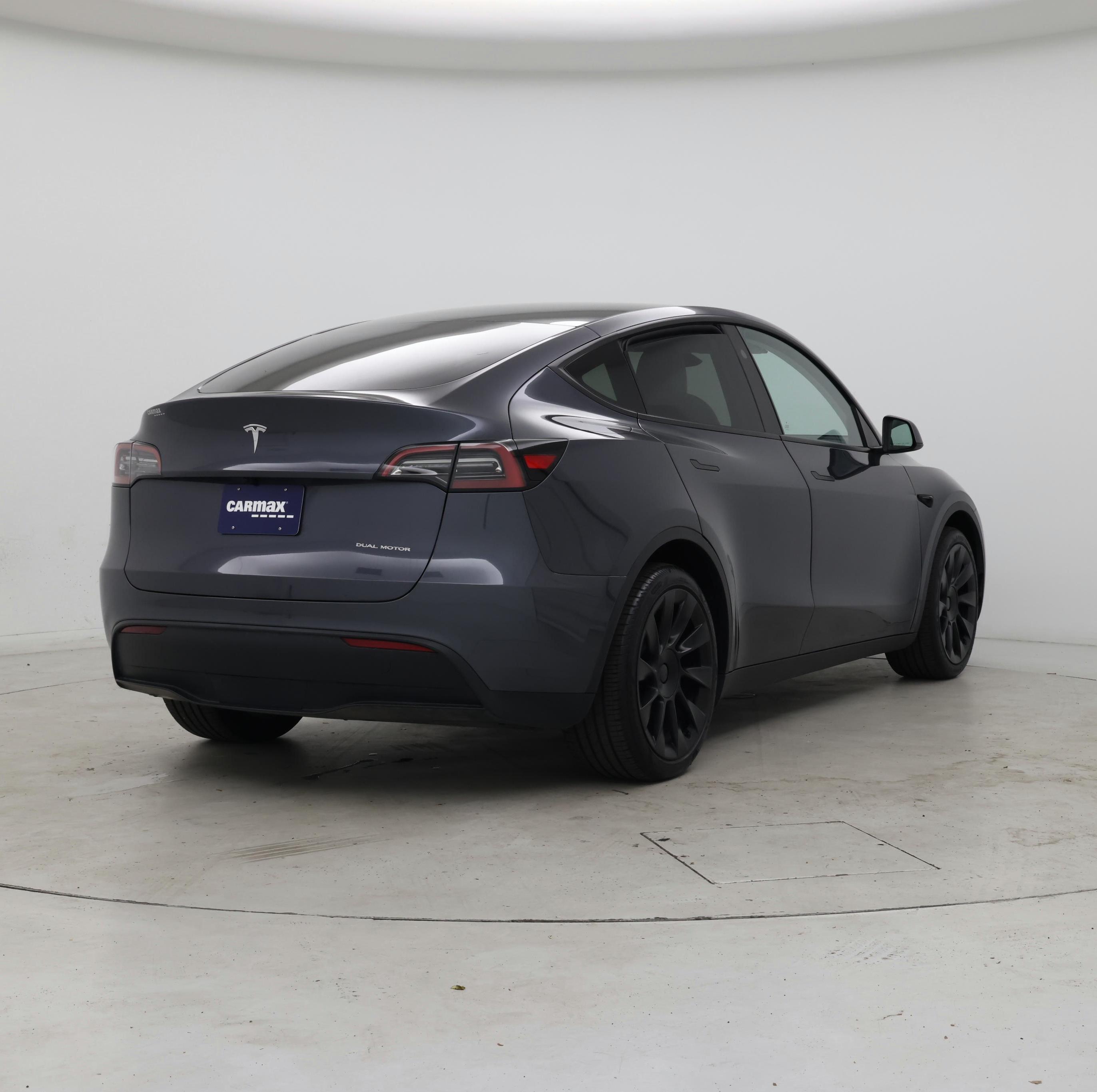 Thumbnail: 2023 Tesla Model Y - 8