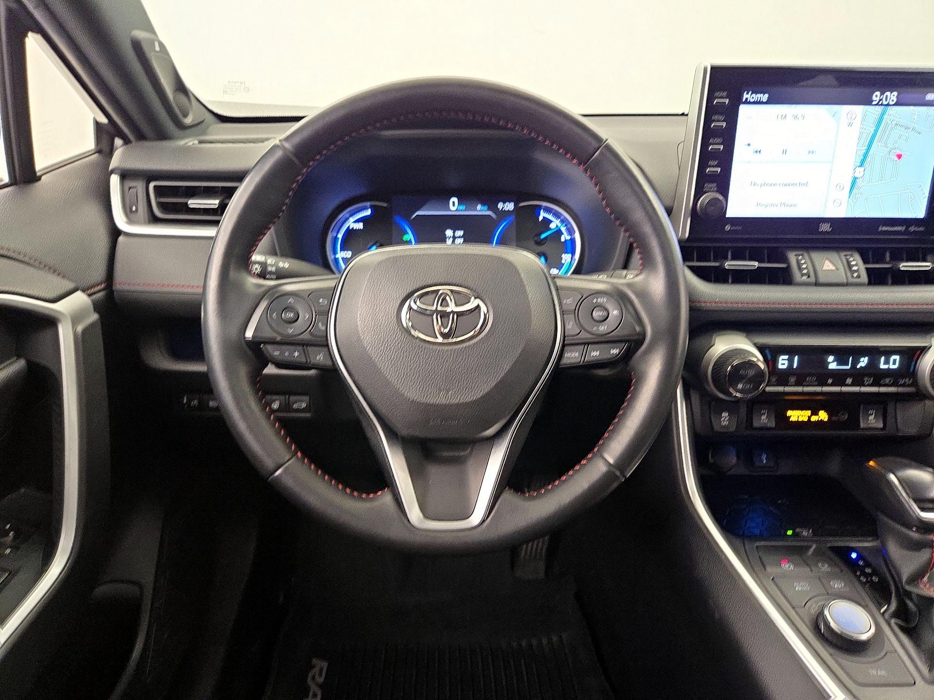 Thumbnail: 2021 Toyota RAV4 - 10