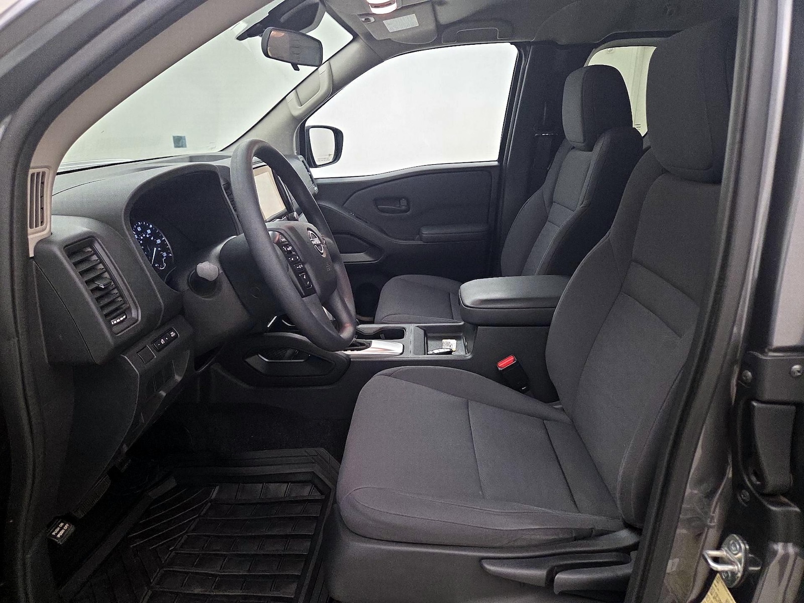 2022 Nissan Frontier S - Photo 12