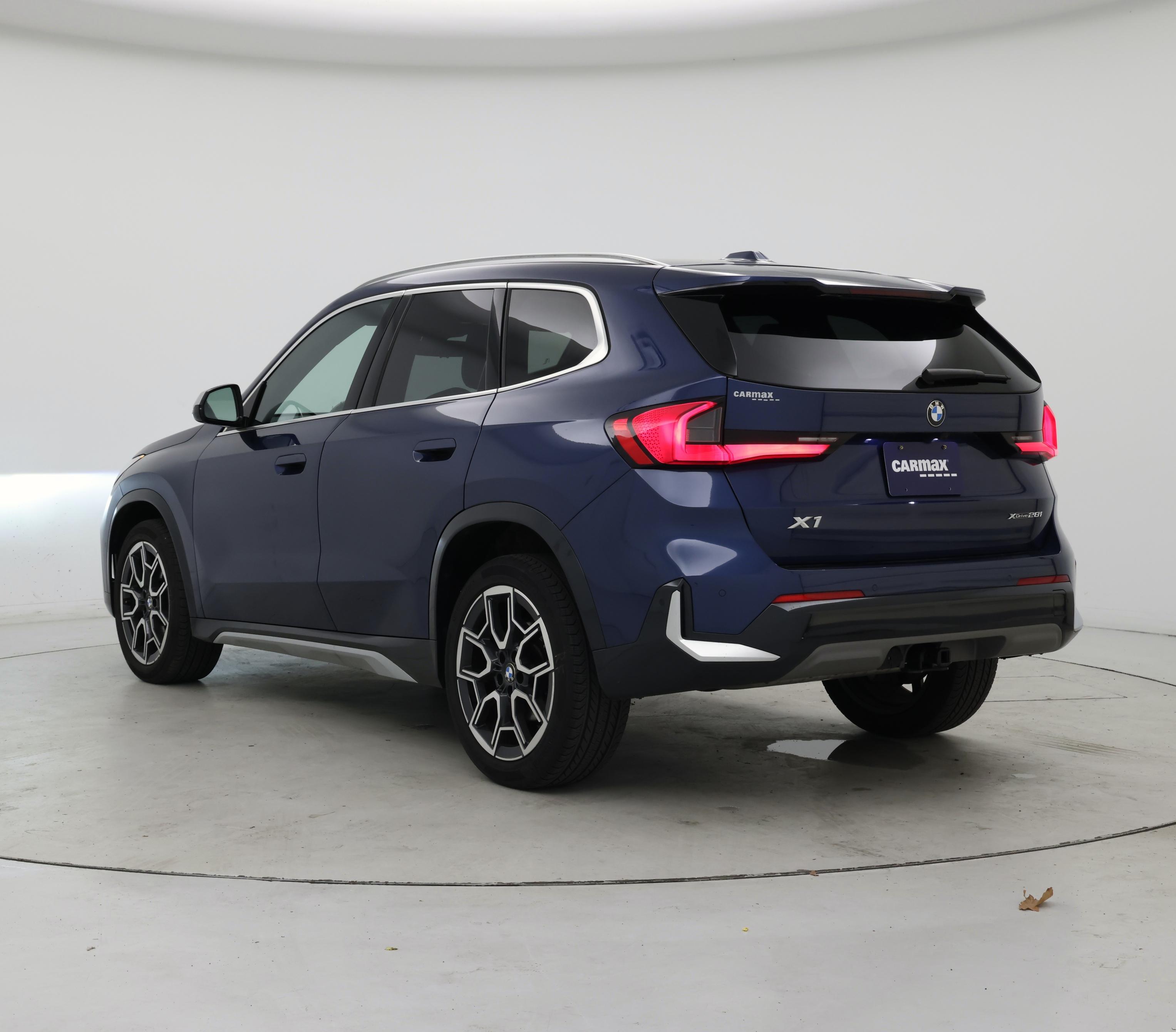 Thumbnail: 2023 BMW X1 - 2