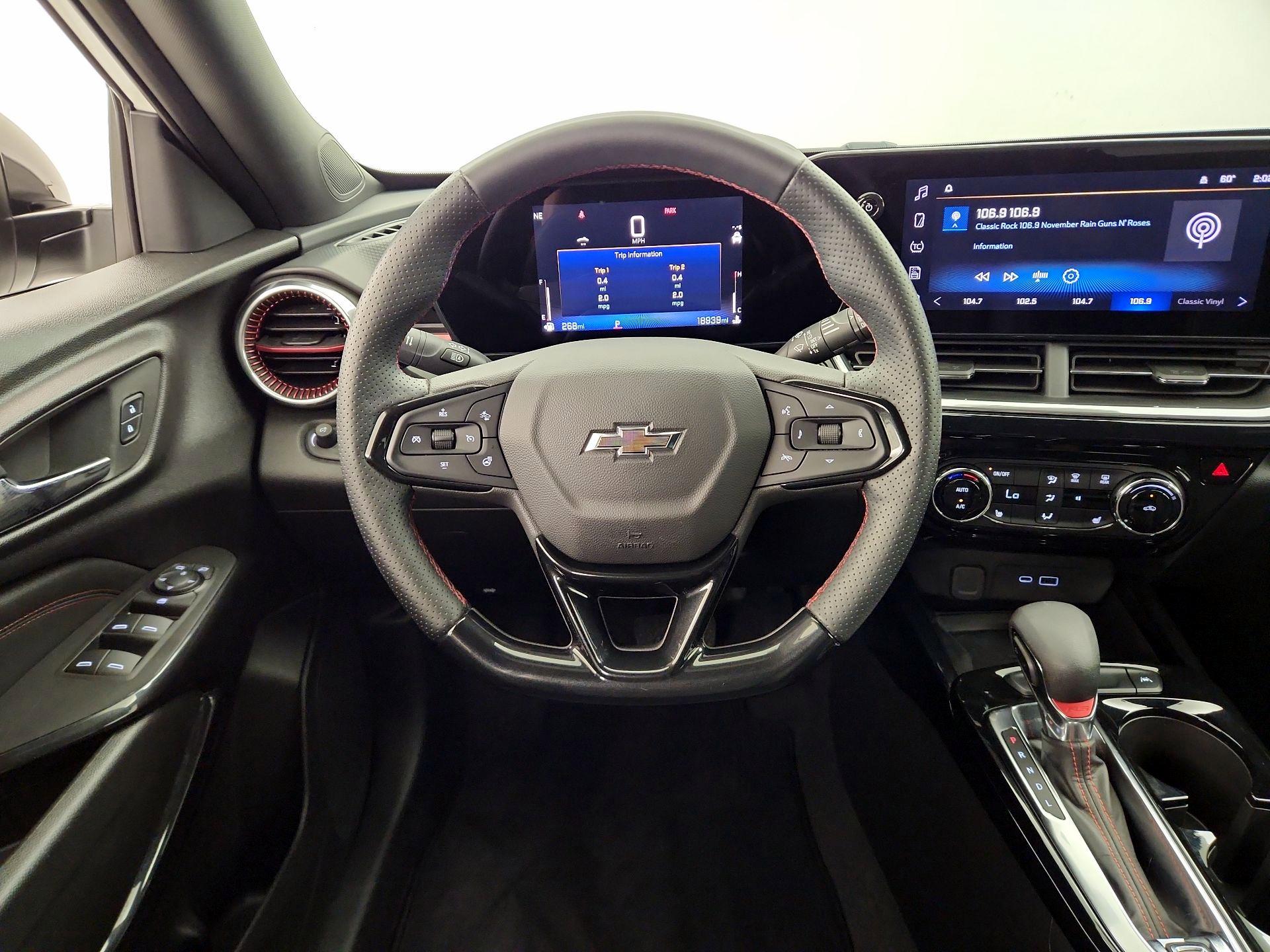 Thumbnail: 2024 Chevrolet Trax - 10