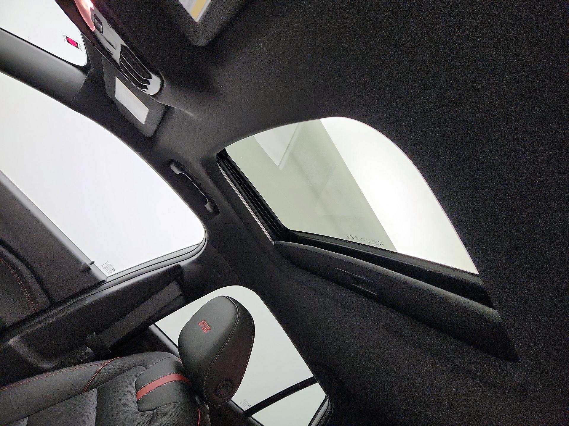 Thumbnail: 2024 Chevrolet Trax - 19