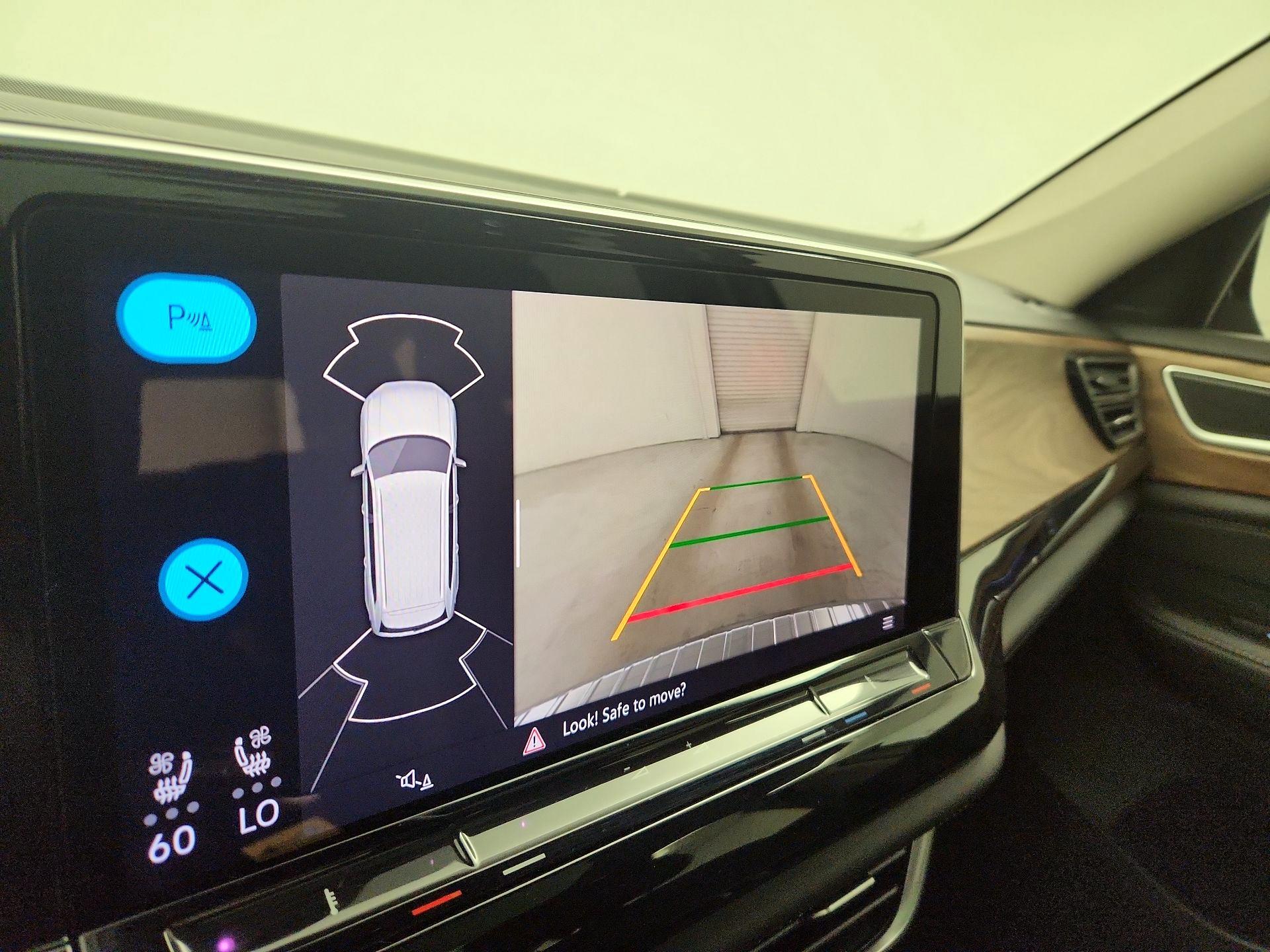 Thumbnail: 2024 Volkswagen Atlas - 14