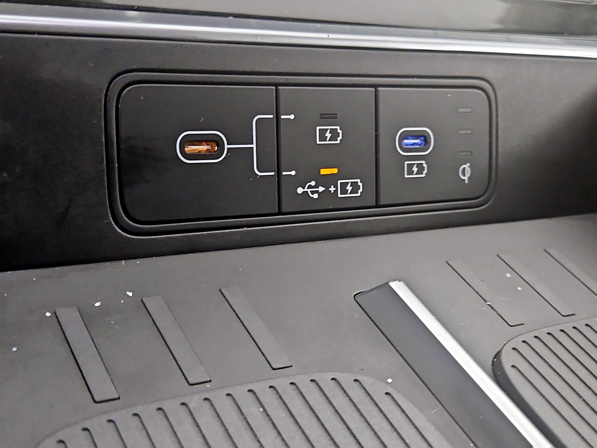 Thumbnail: 2025 Hyundai Santa Fe - 19