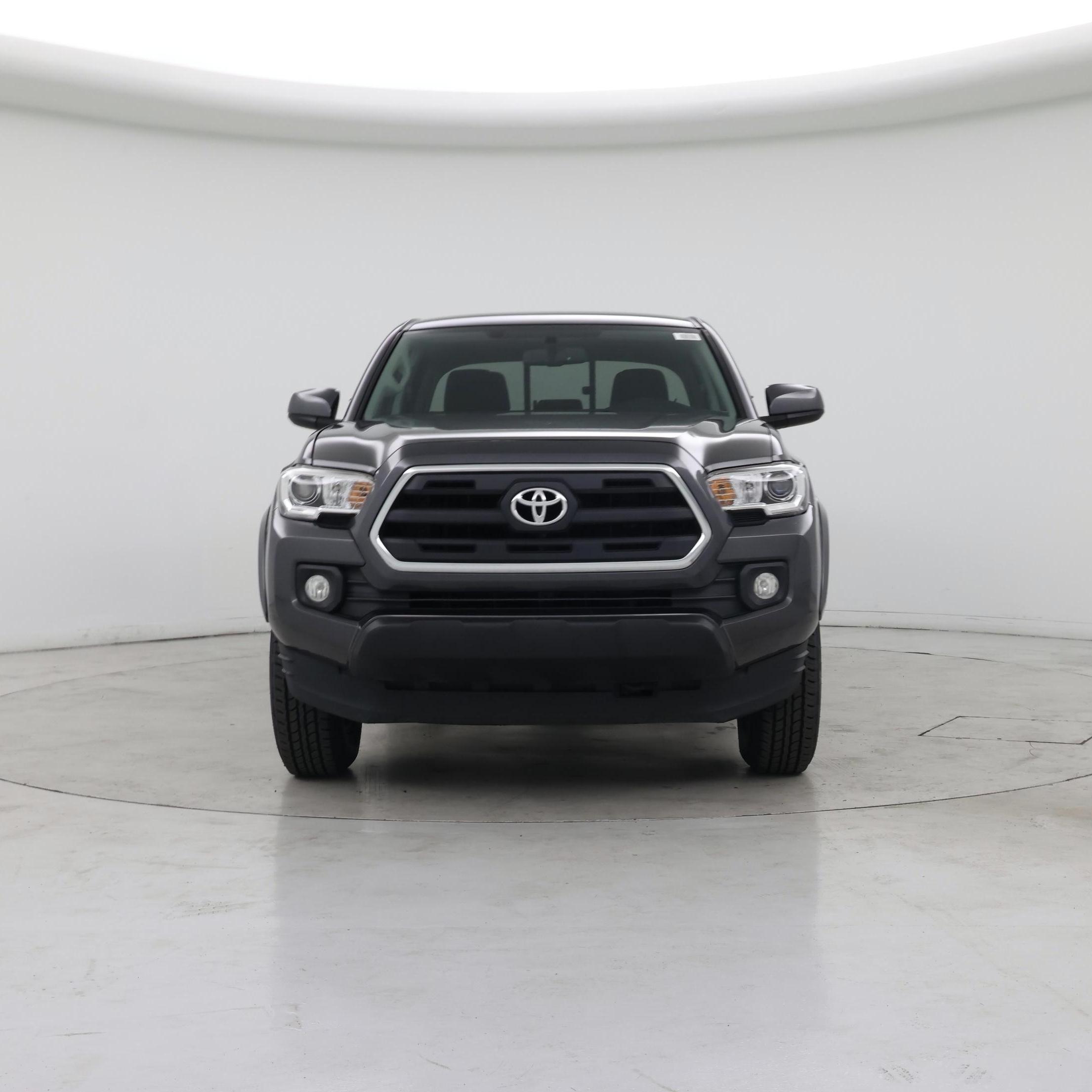 Thumbnail: 2016 Toyota Tacoma - 5