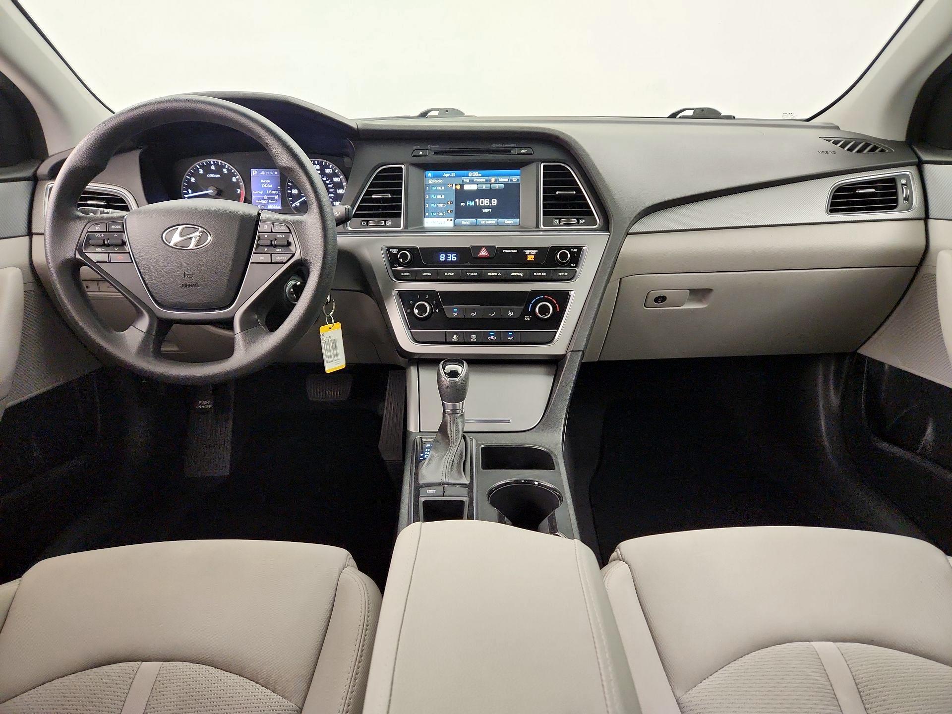 Thumbnail: 2016 Hyundai Sonata - 9