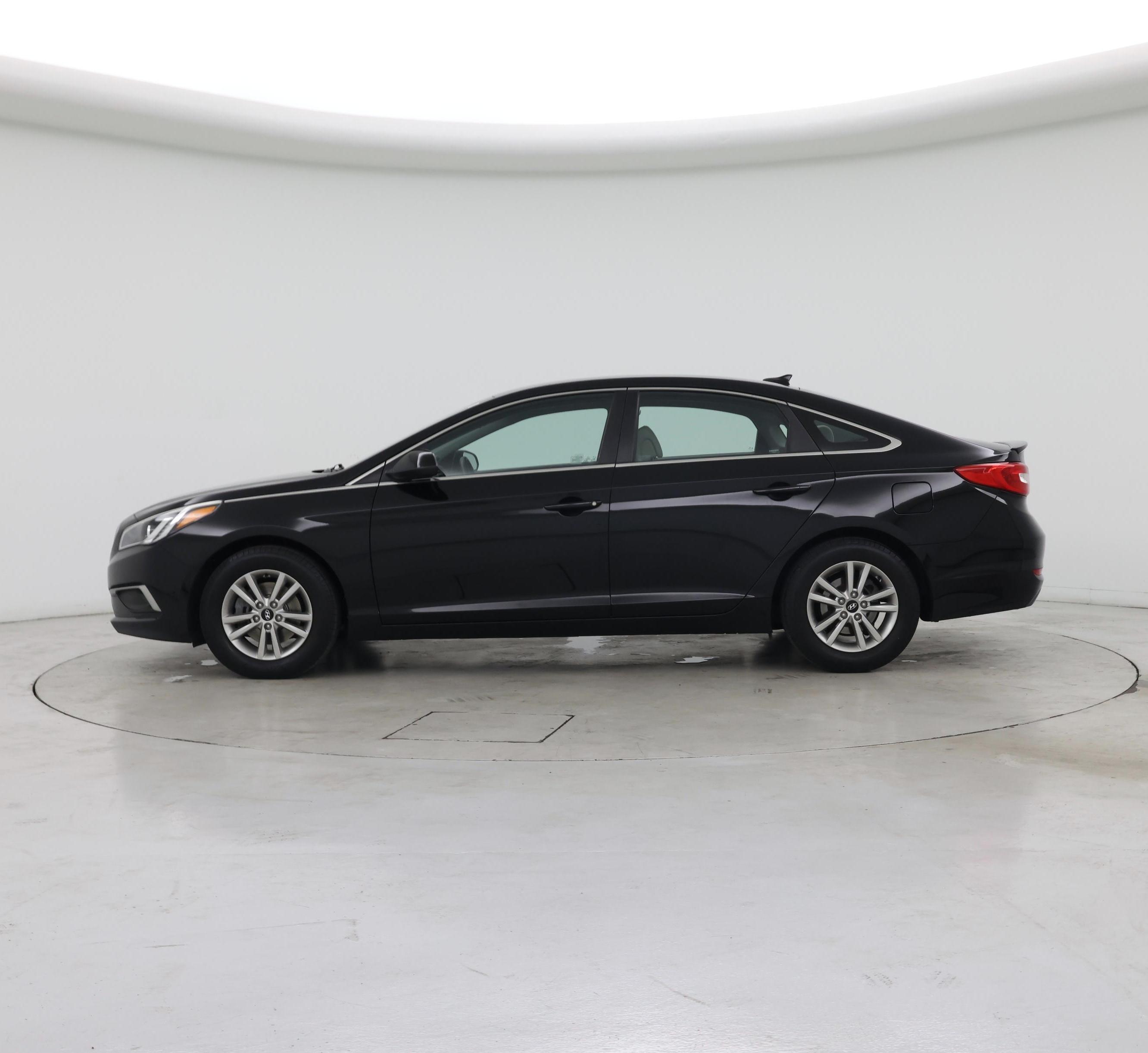 Thumbnail: 2016 Hyundai Sonata - 3