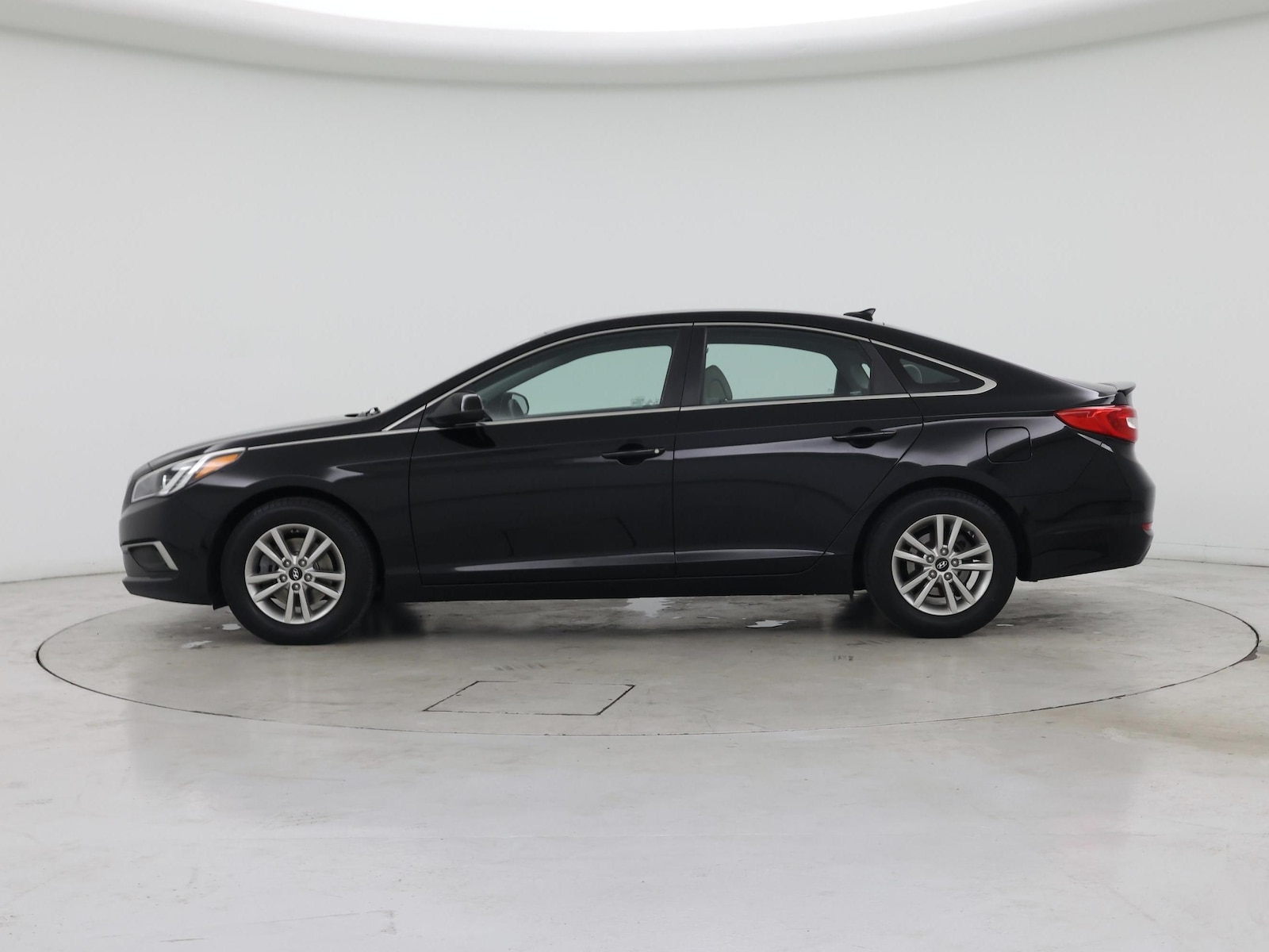 2016 Hyundai Sonata SE - Photo 4