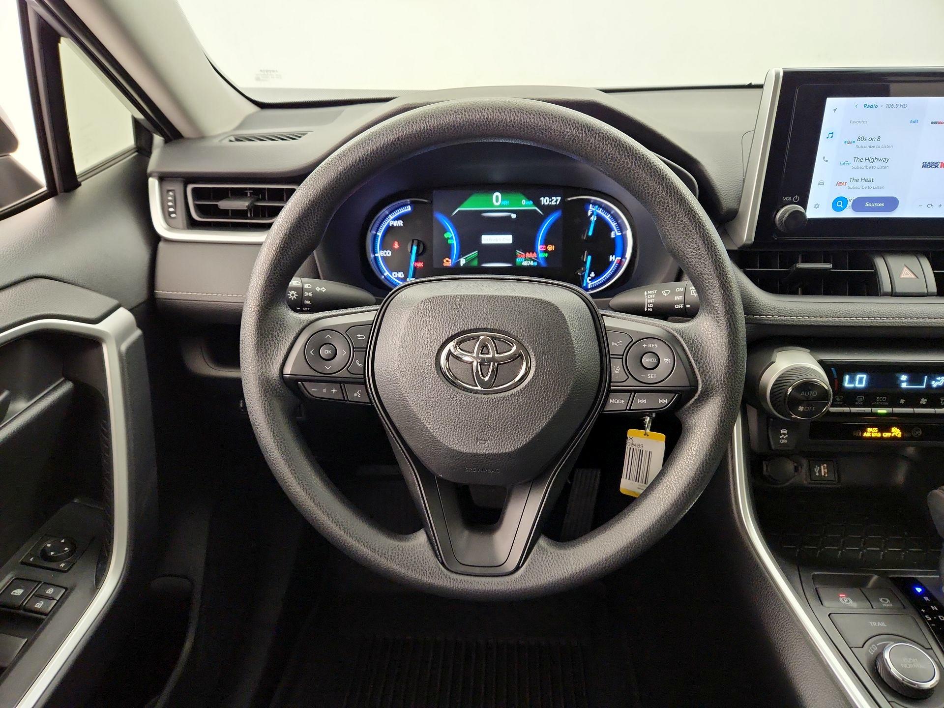 Thumbnail: 2025 Toyota RAV4 - 10